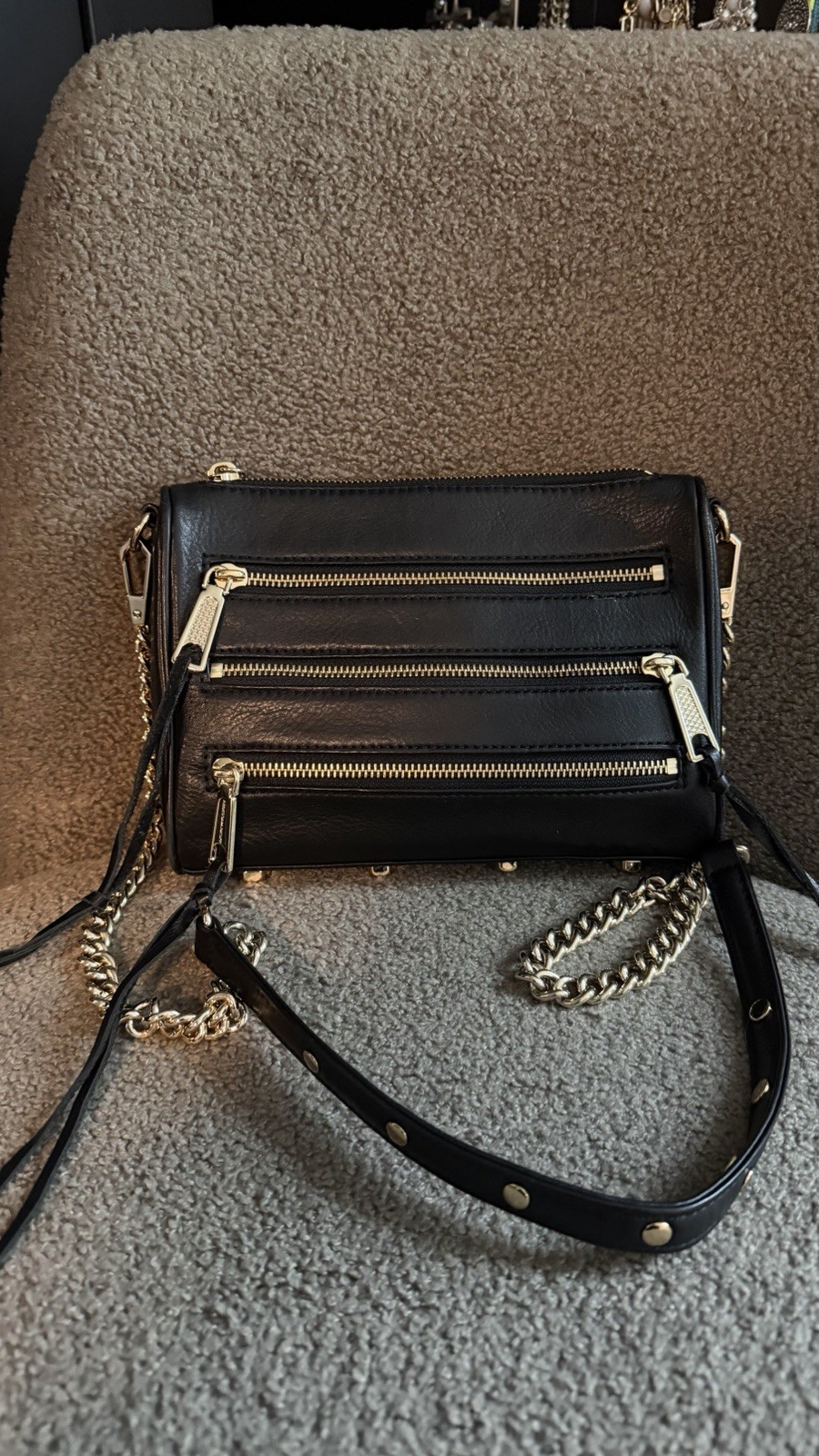 Rebecca Minkoff Black Crossbody Bag Gold Hardware Chain Strap Zip Pockets