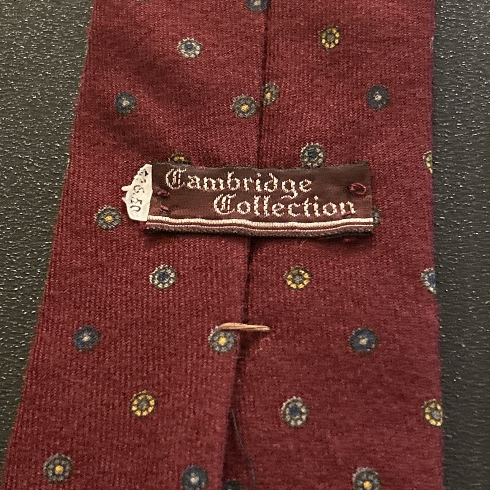 Vintage Cambridge Collection Wool Tie Foulard USA Necktie 53 X 3.25