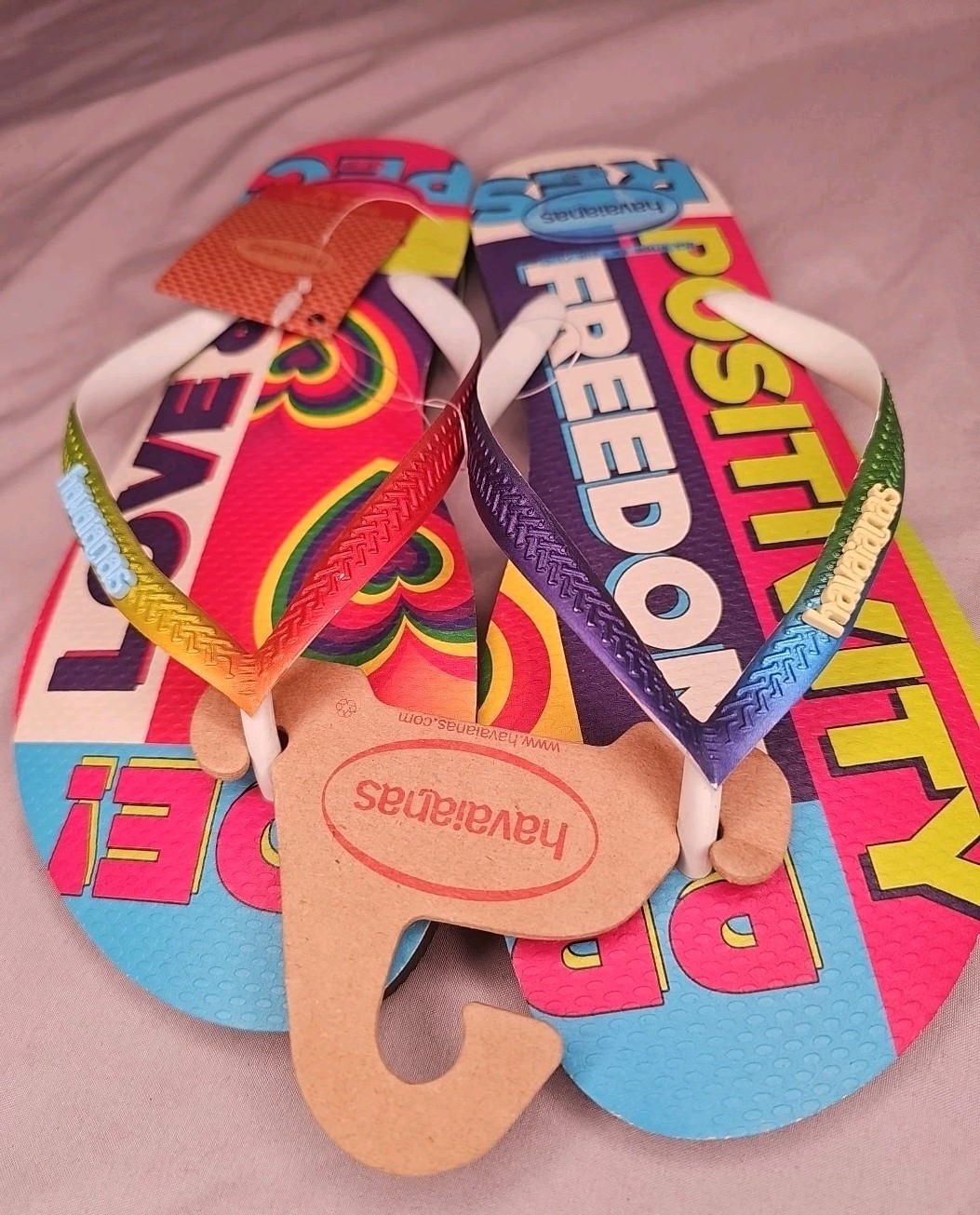HAVAIANAS PRIDE THEME RUBBER FLIP FLOPS, USA 9/10 Colorful So Cute Must Have….