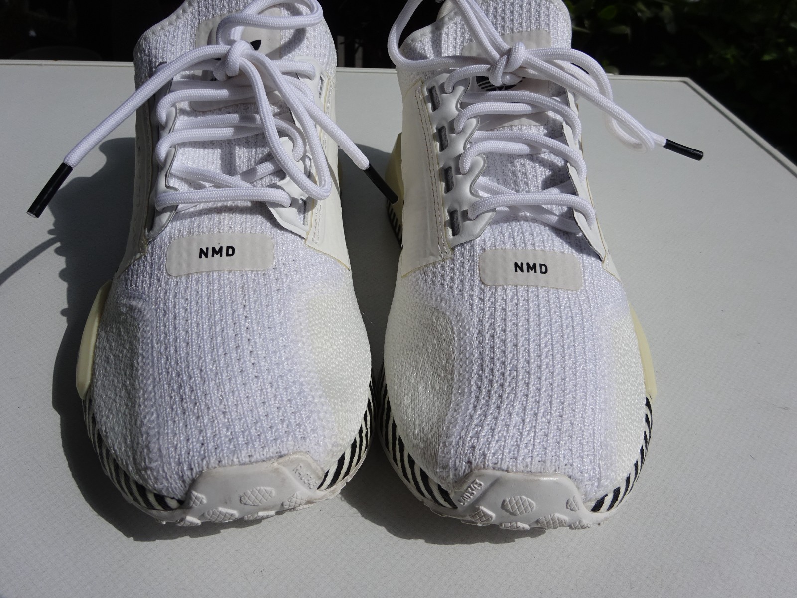 Adidas FY2108 NMD R1 V2 Dazzle Pack Cloud White trainers size 37 1/3 (UK4.5) for new