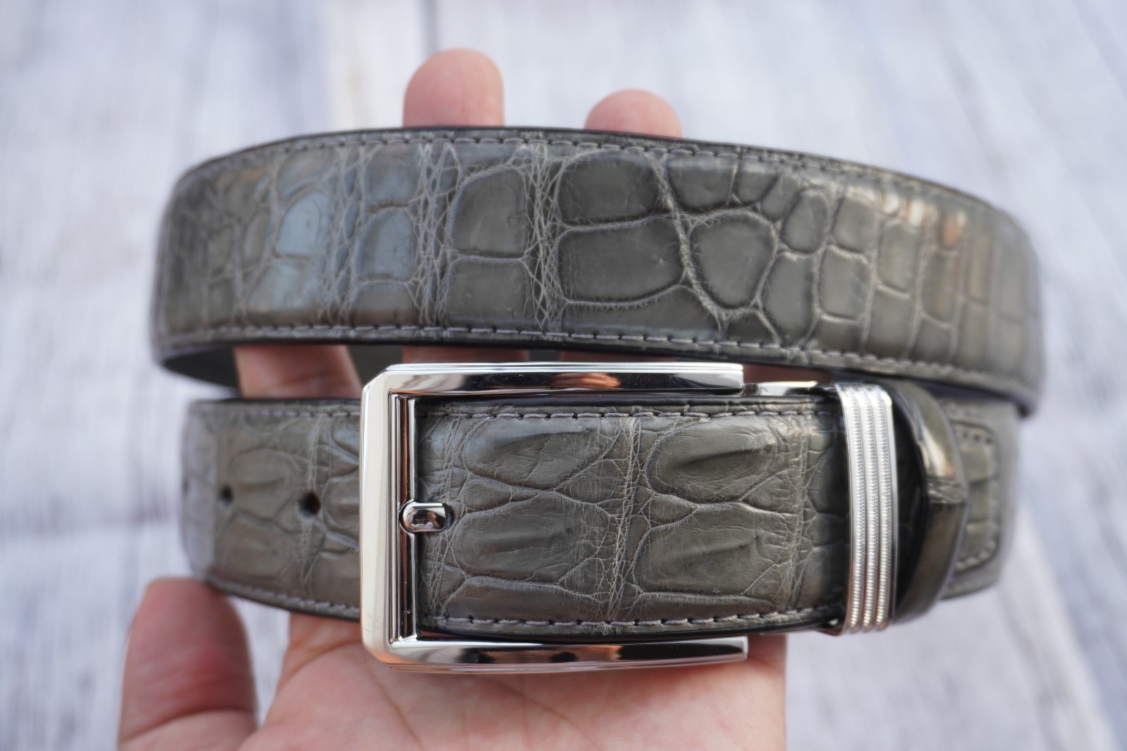 W 1.5 inch – Gray Genuine Crocodile Belly Leather Skin Men’s Belt #R42