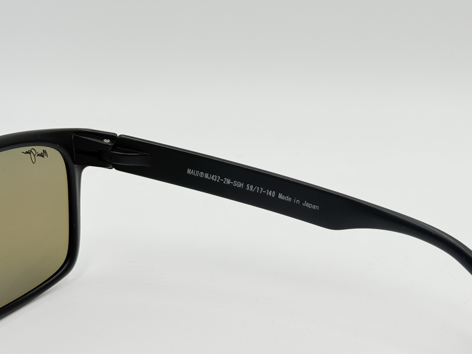 MAUI JIM RED SANDS MJ432-2M Matte Black/Blue Hawaii POLARIZED AUTHENTIC Japan