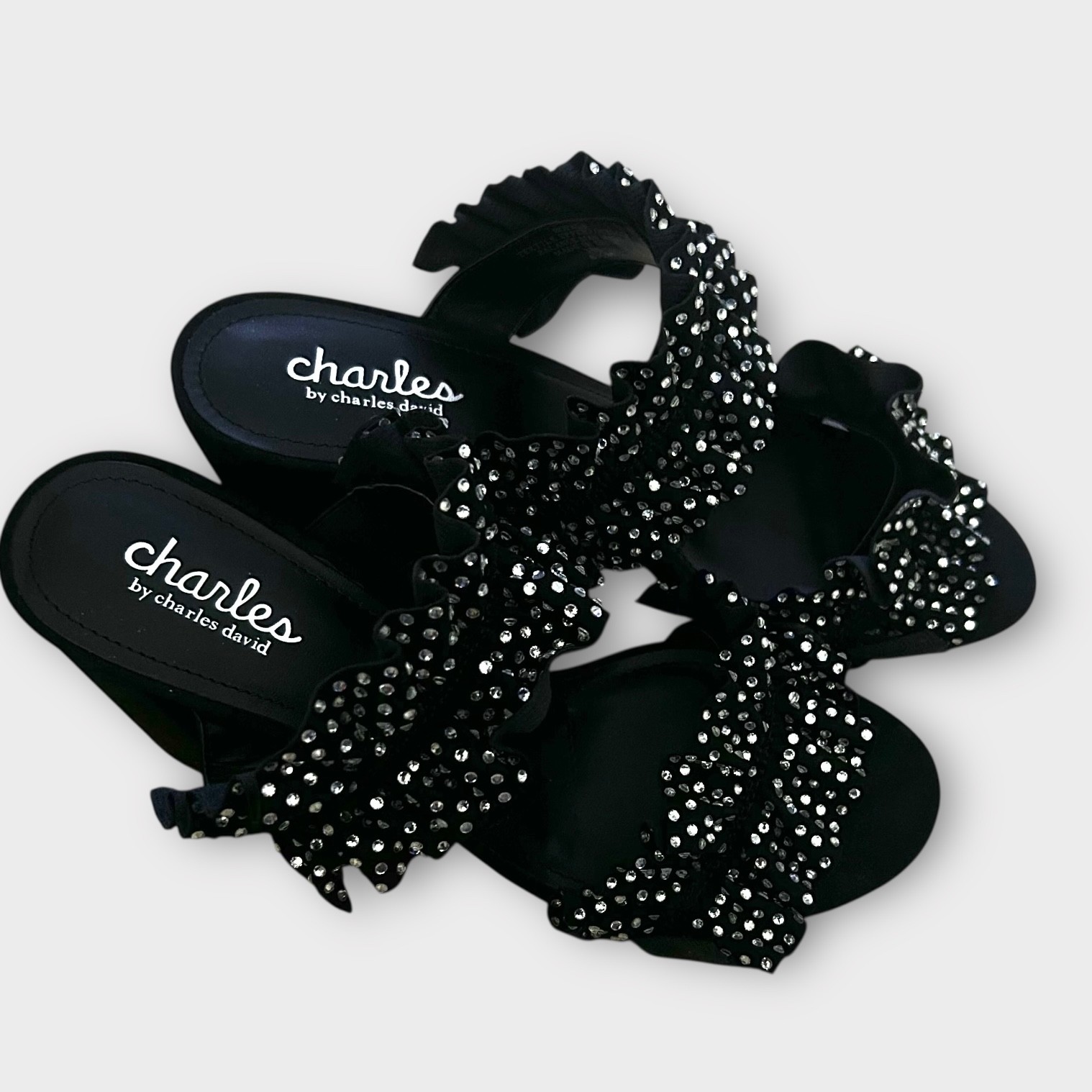 Charles By Charles David Cinched Block Heel Sandals NEW Size 8.5 Ruffle Frilly