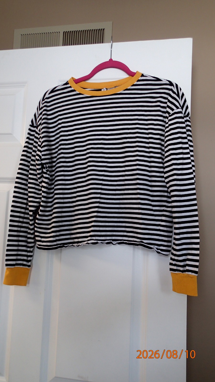 Divided Women’s Stripped Top Size Small