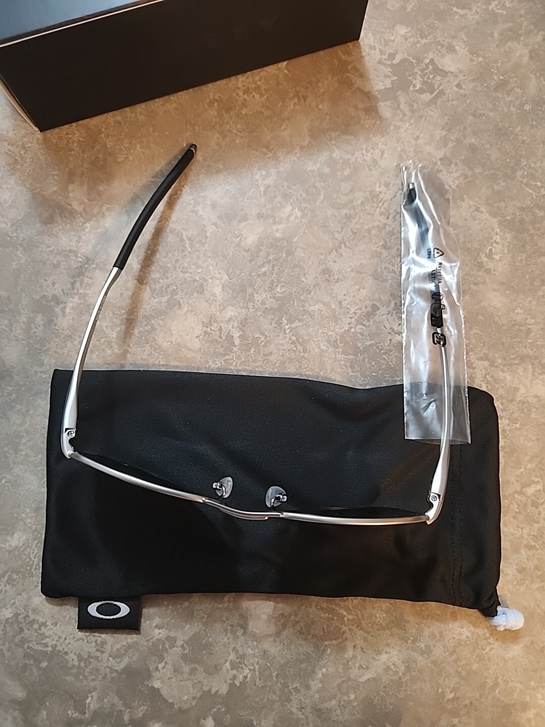 🔥 RARE Oakley CONTRAIL 4147-0357 Aviator Sunglasses Satin Chrome Prizm Sapphire