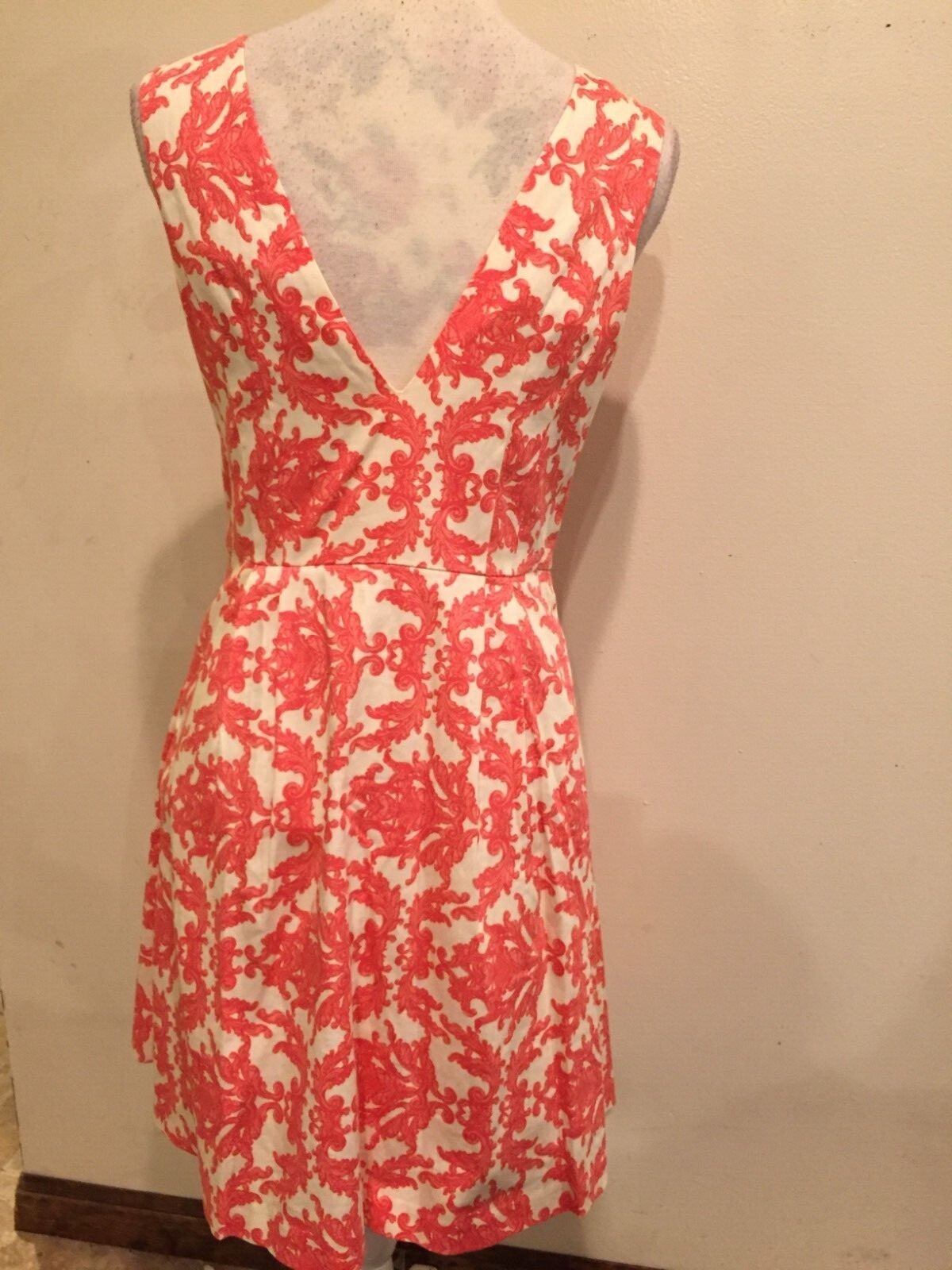 Love 21 Dress, Small, Sleeveless, Lined, V-back, Pleated skirt, Side Zipper