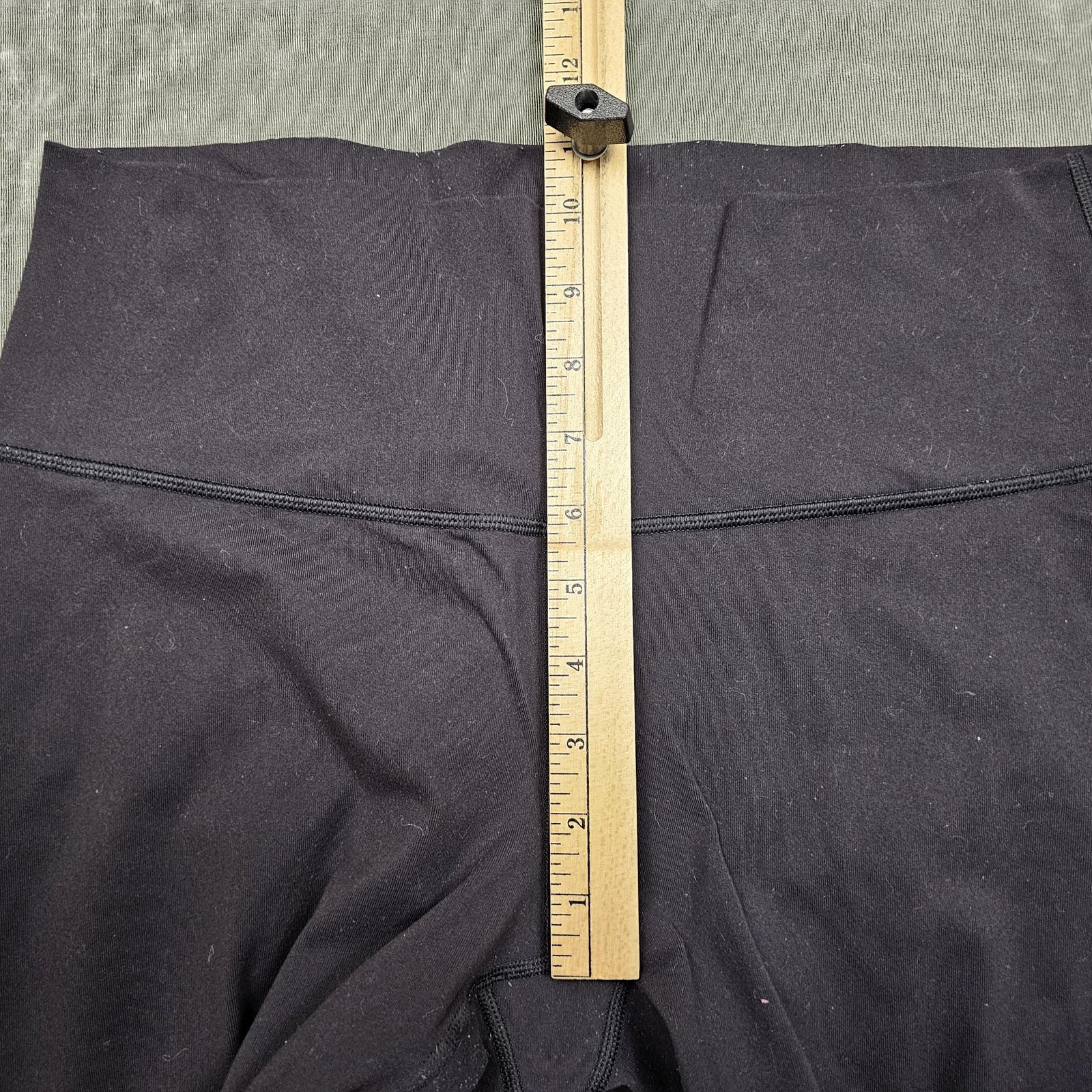 Lululemon Pants Womens 6 Black High Rise Ankle Leggings Yoga Athletic Gym