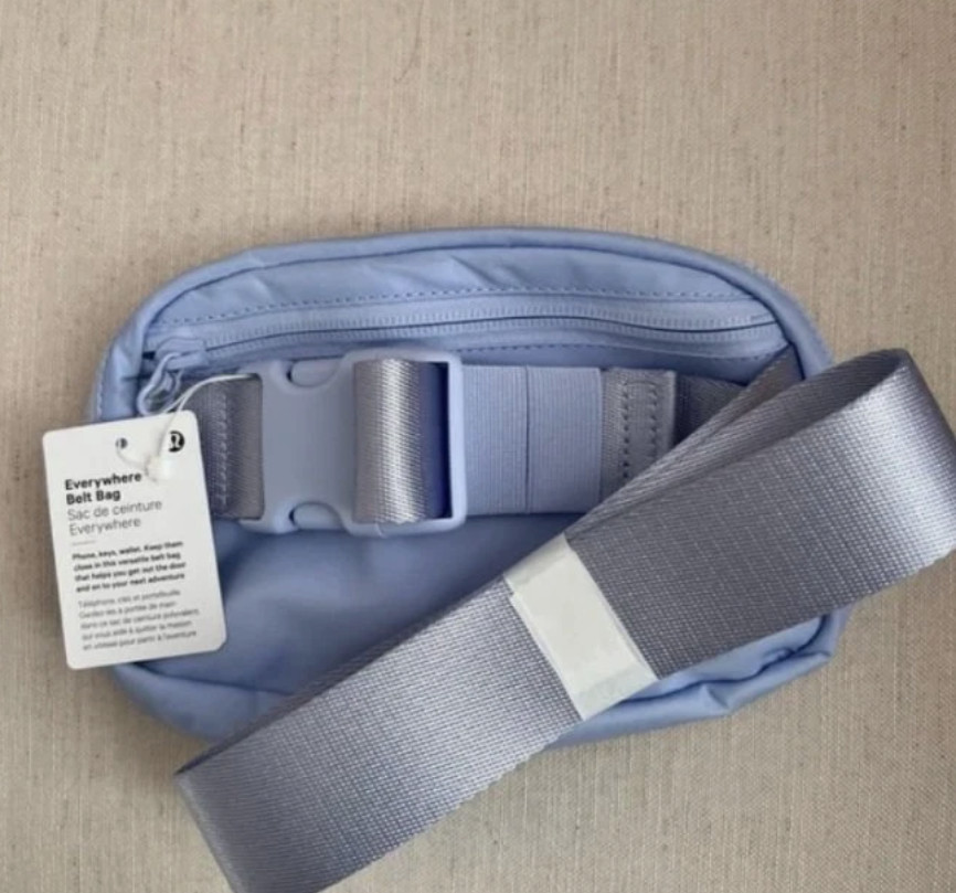 Lululemon Everywhere Belt Bag 1L Light Blue Unisex Crossbody Waist FannyPack NWT