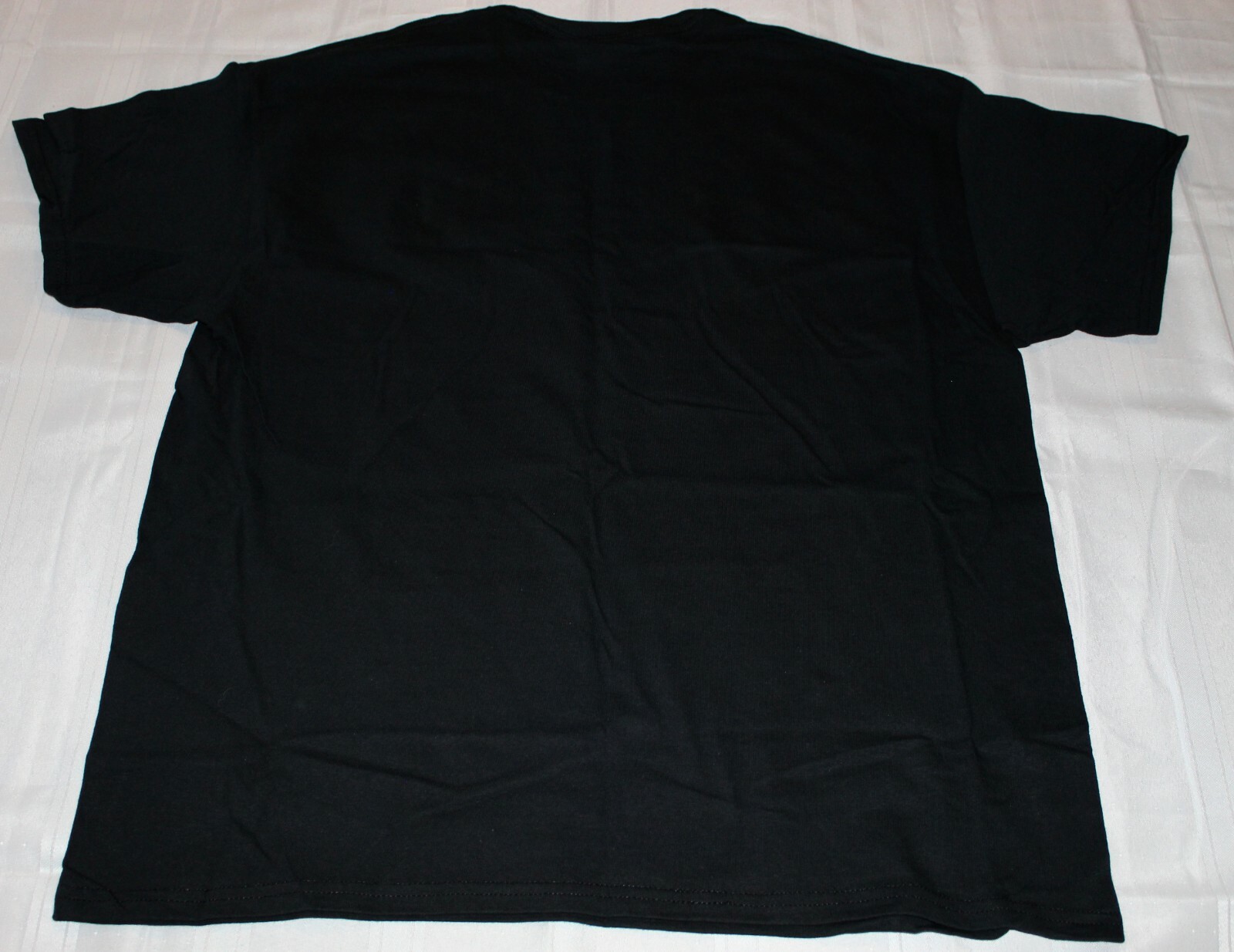 Wild Turkey Bourbon ” Give ’em The Bird ” Black Short Sleeve T Shirt ~ Size XL