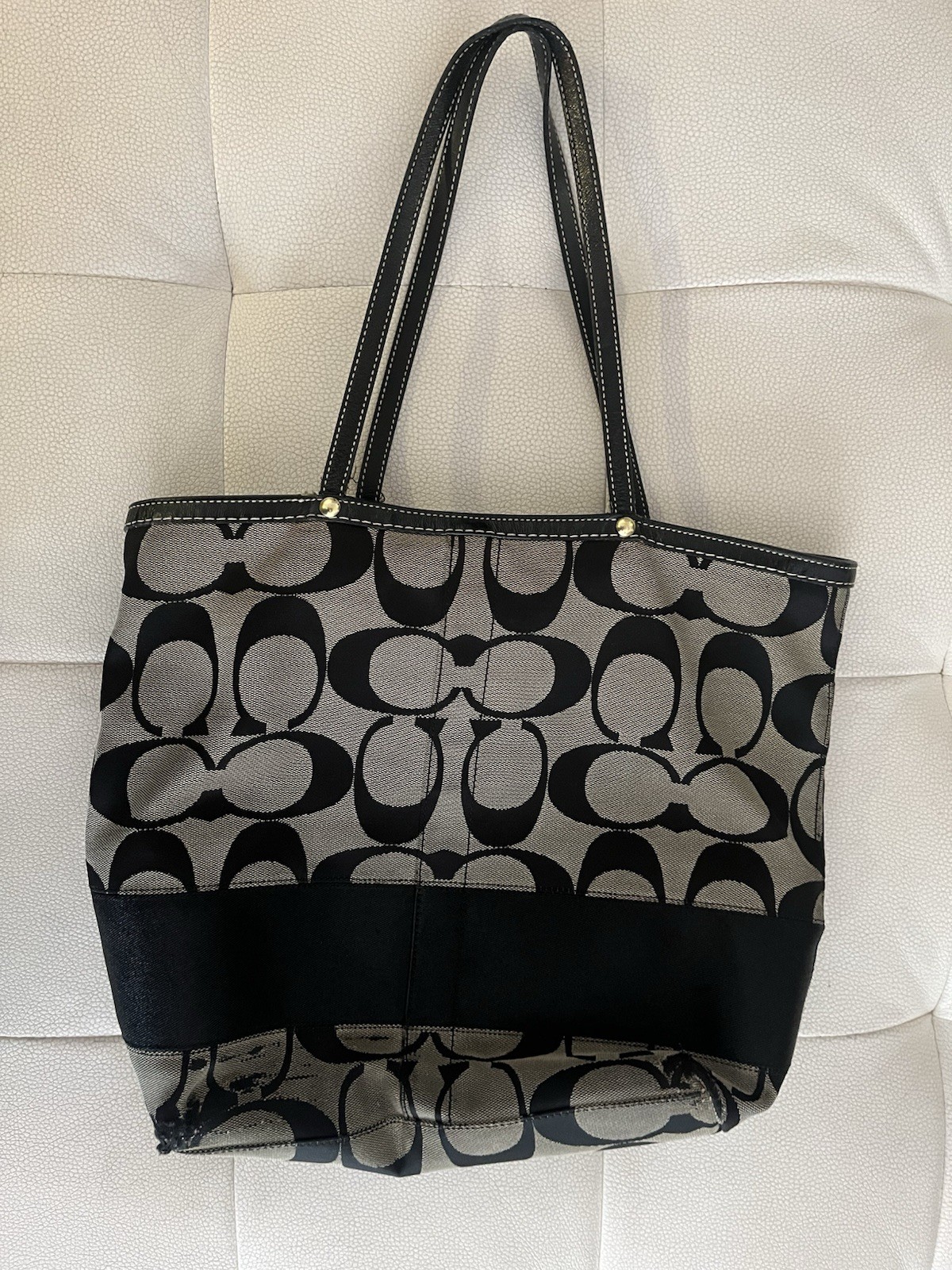 Coach Signature Logo Zip Top Tote Bag Black/Gray Gold Hardware Double Handles