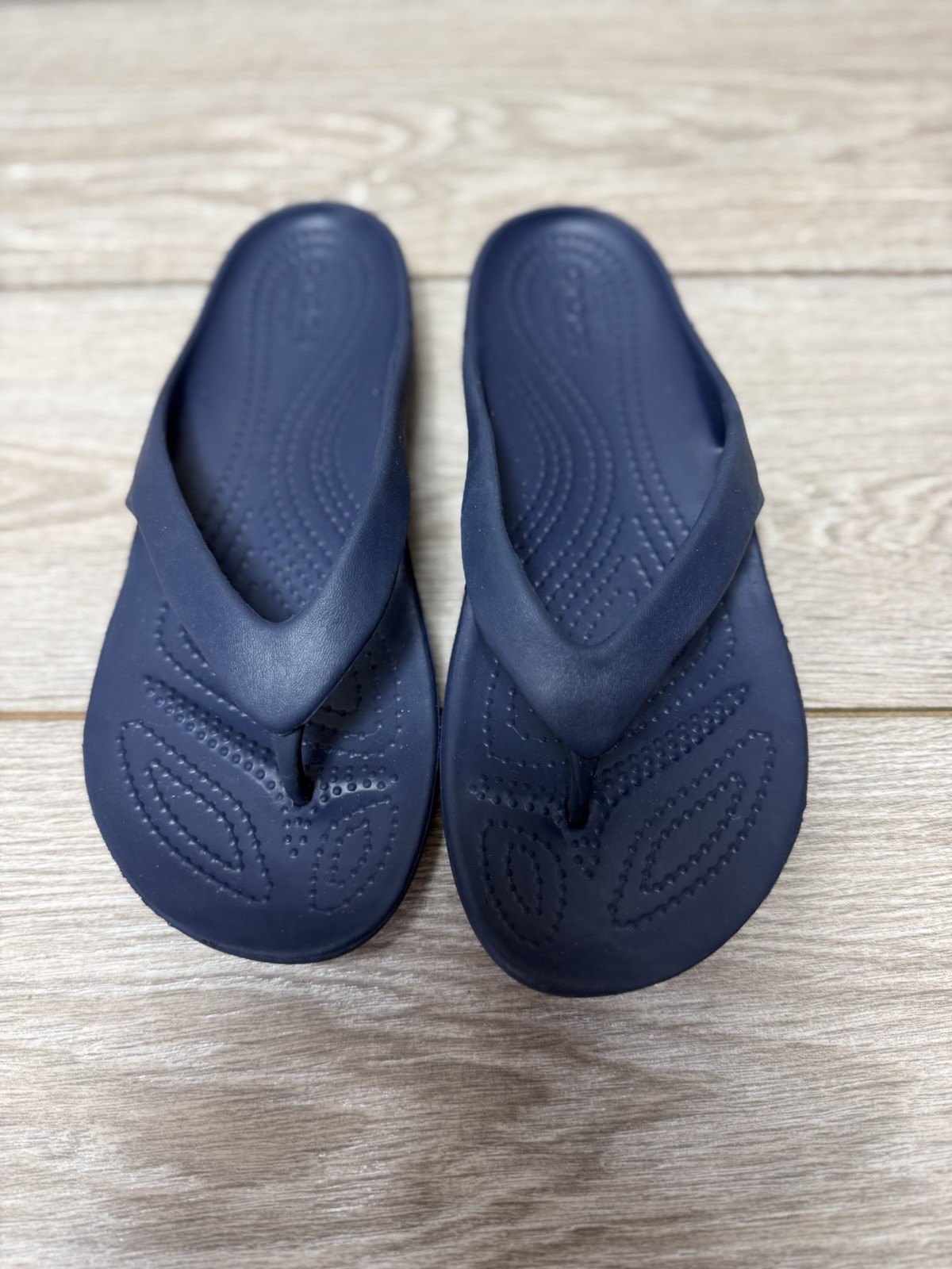 Crocs Iconic Comfort Navy Kadee II Flip Flop Sandals Womens Size 6