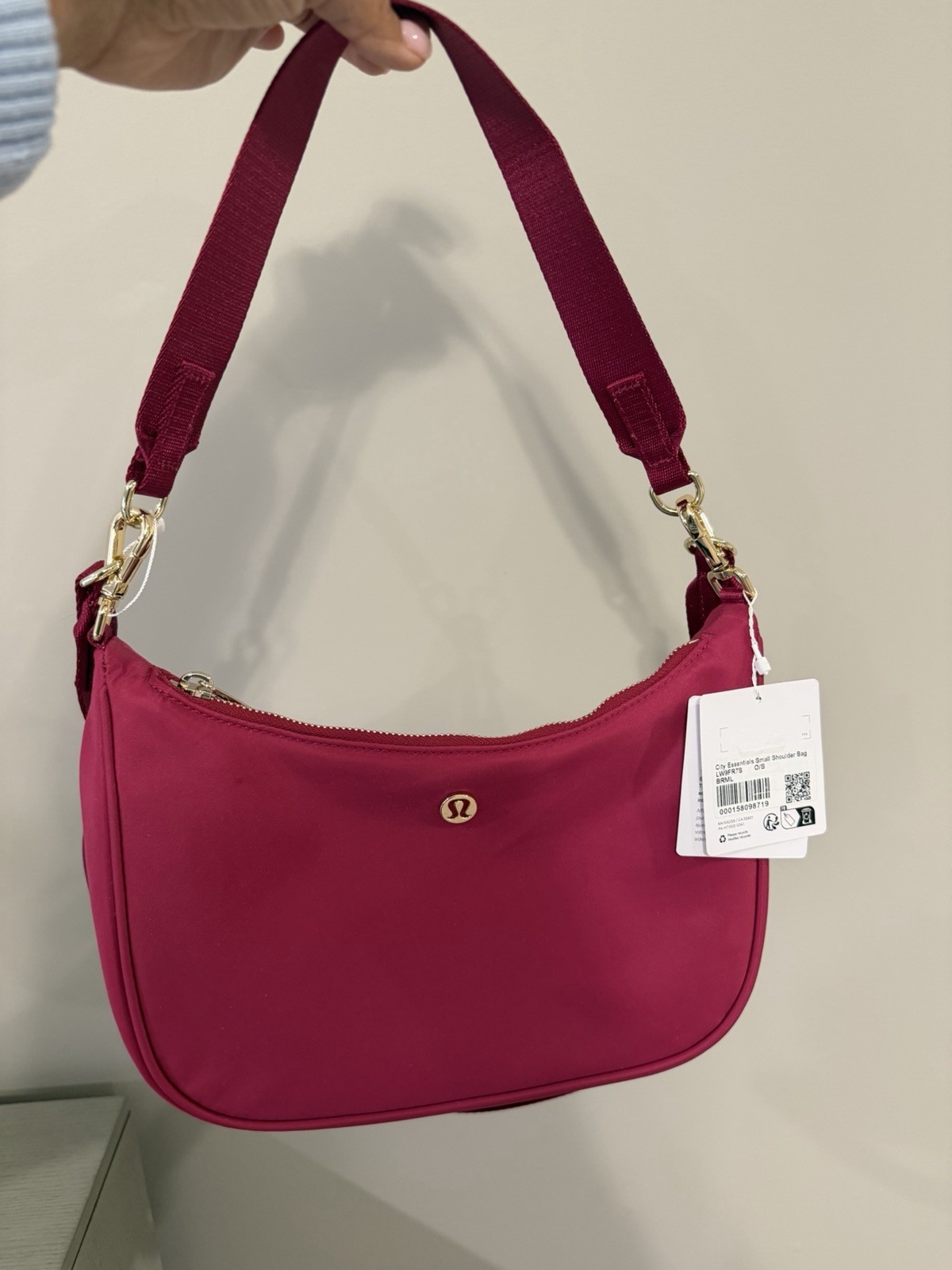 Lululemon City Essentials Small Shoulder Bag NWT Berry Rumble *sold out color *