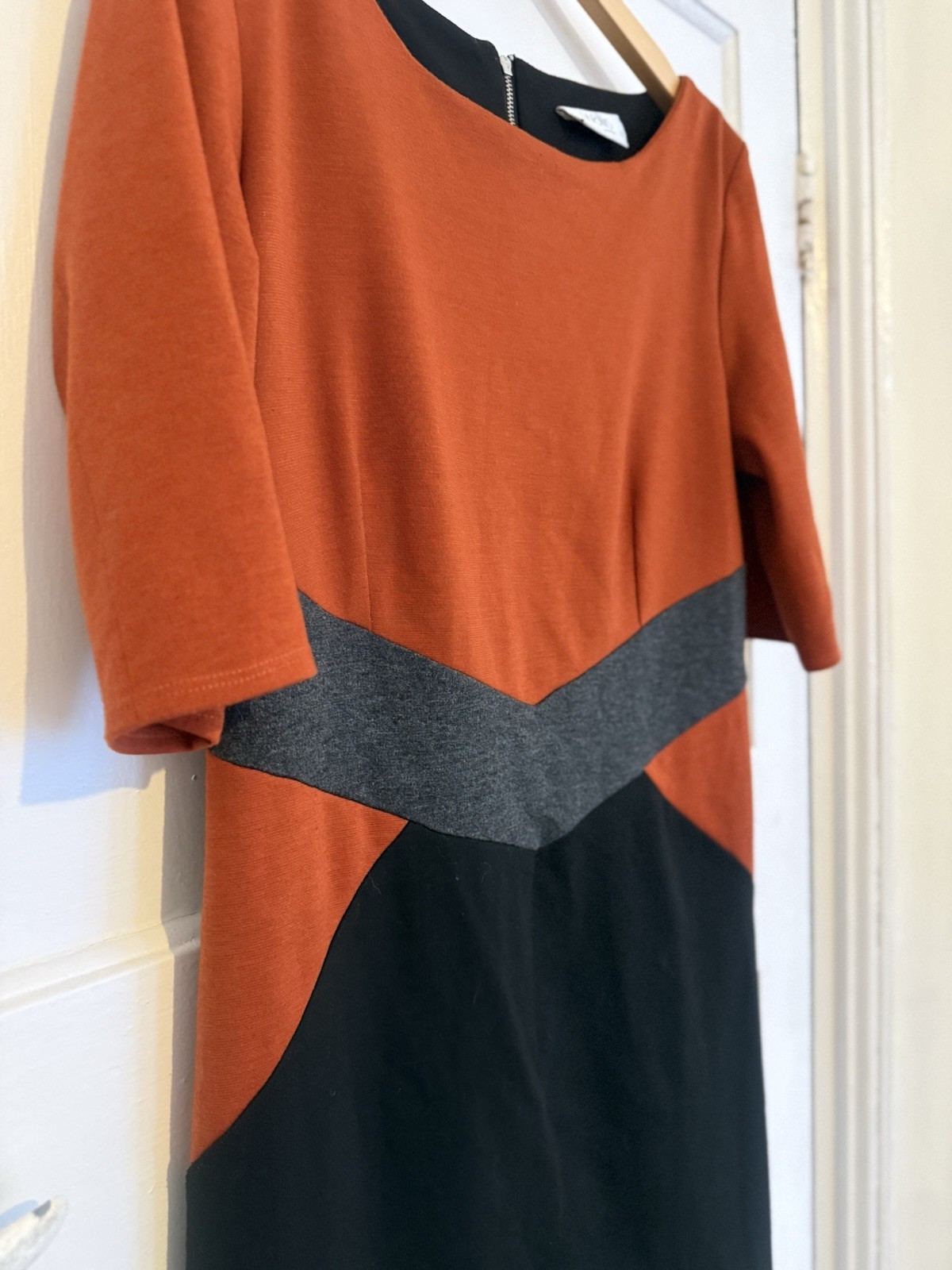 Wallis Petite Colour Block Dress UK 12 – Rust Red & Black Smart Occasion Dress