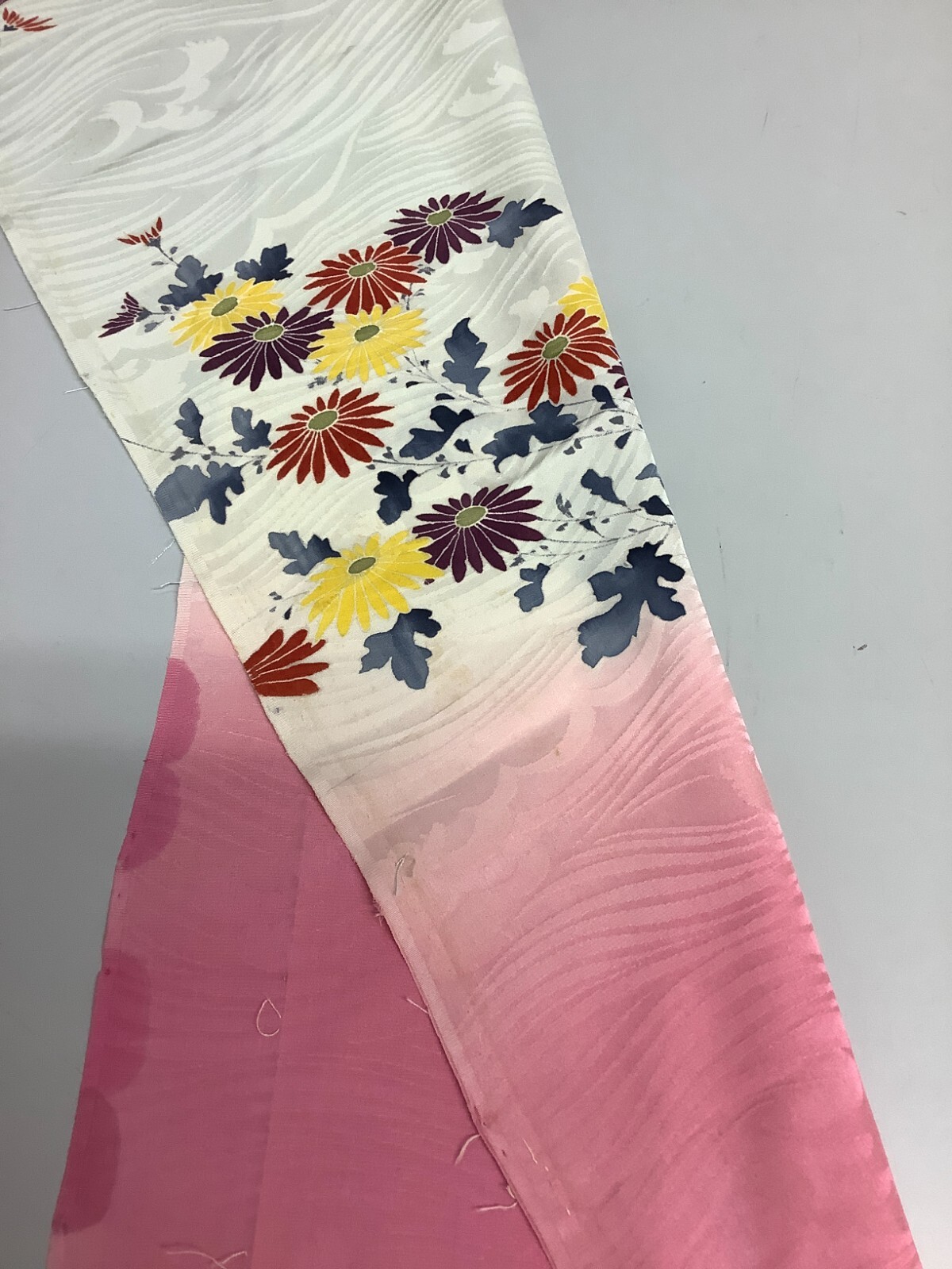 Japanese Vintage Kimono Fabric cloth Boro Light green Flower Dirt 49.6×13.7in