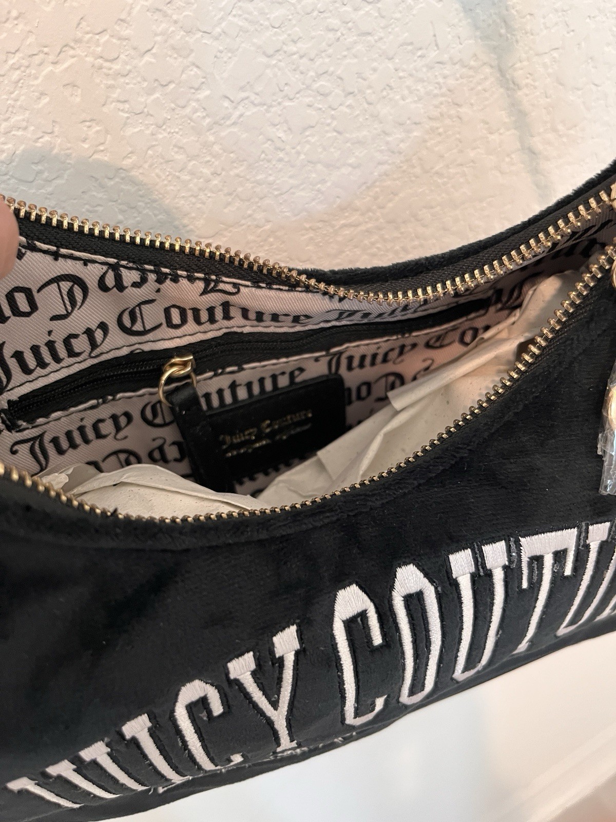 Juicy Couture Black Logo Crescent Shoulder Bag Gold Chain Strap Charm Zip
