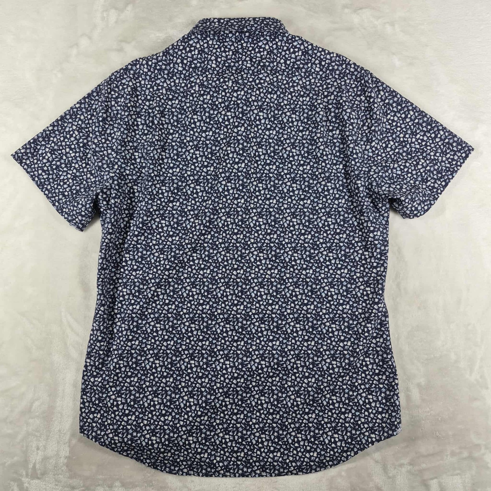 7 Diamonds 4 Way Stretch Shirt Men’s Large Blue Geometric Performance Stretch