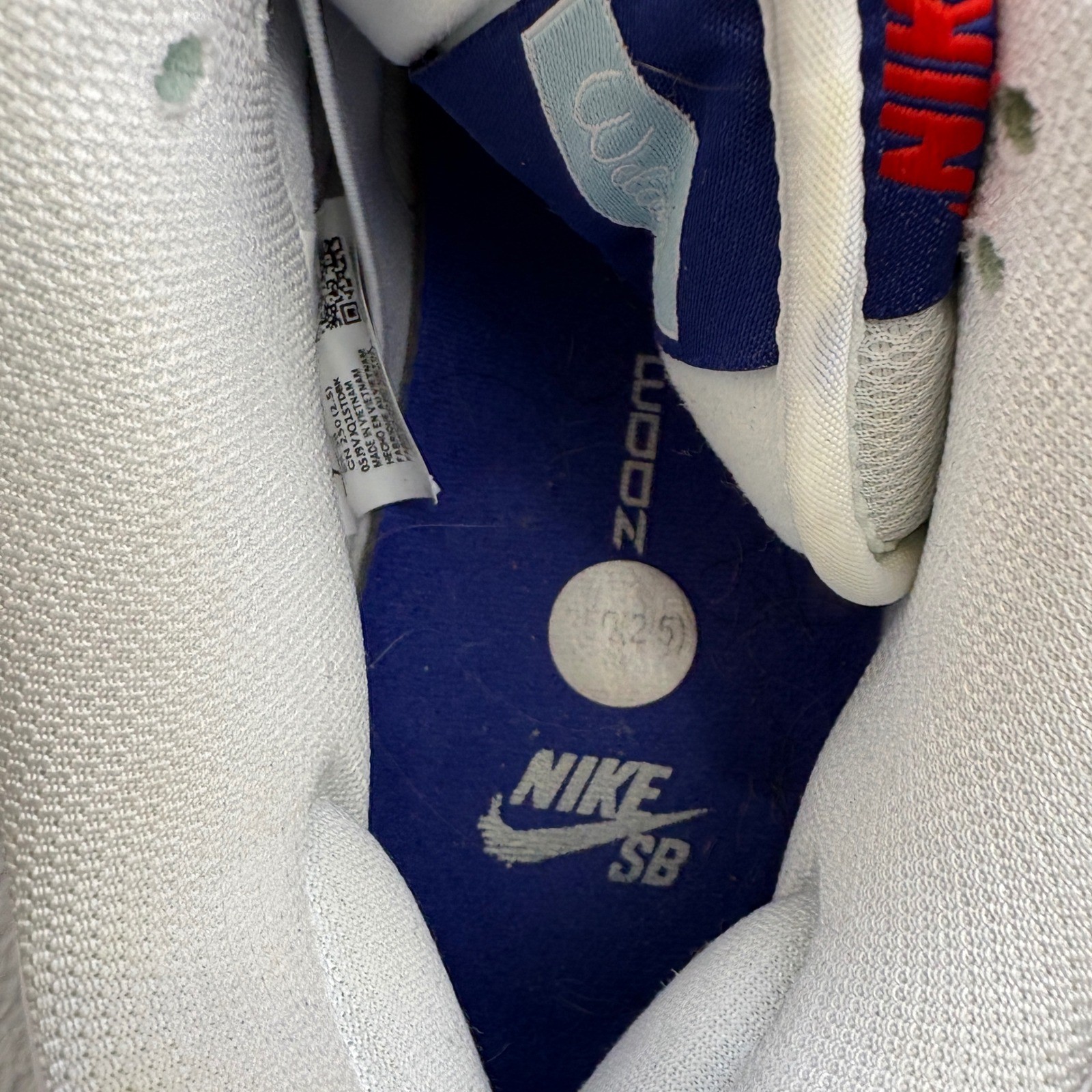 Nike SB Dunk Low Men 7 Blue LA Dodgers Bubblegum Gum Sole DO9395-400 Skate Shoes