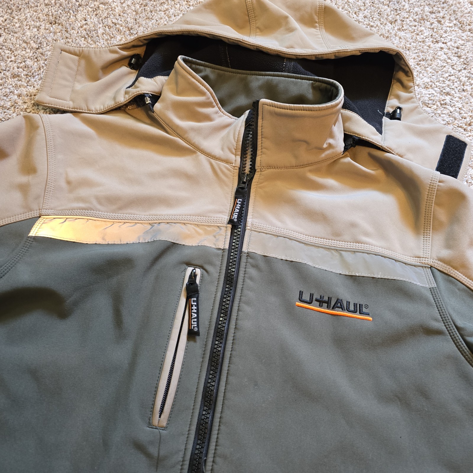 U-Haul Jacket Mens Green Tan Hooded Reflective Workwear Softshell Zip Up XL
