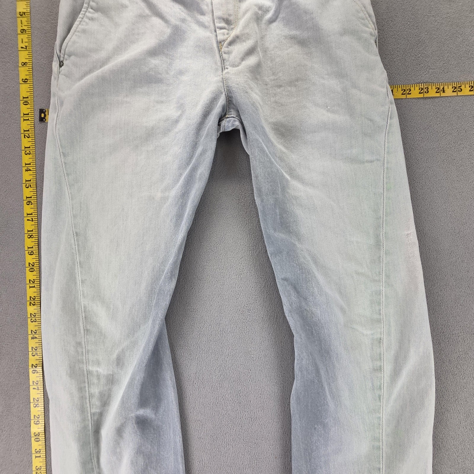 Vintage Levis Engineered Jeans Mens Blue Light Wash Twisted Zip Fly Fits 30×28