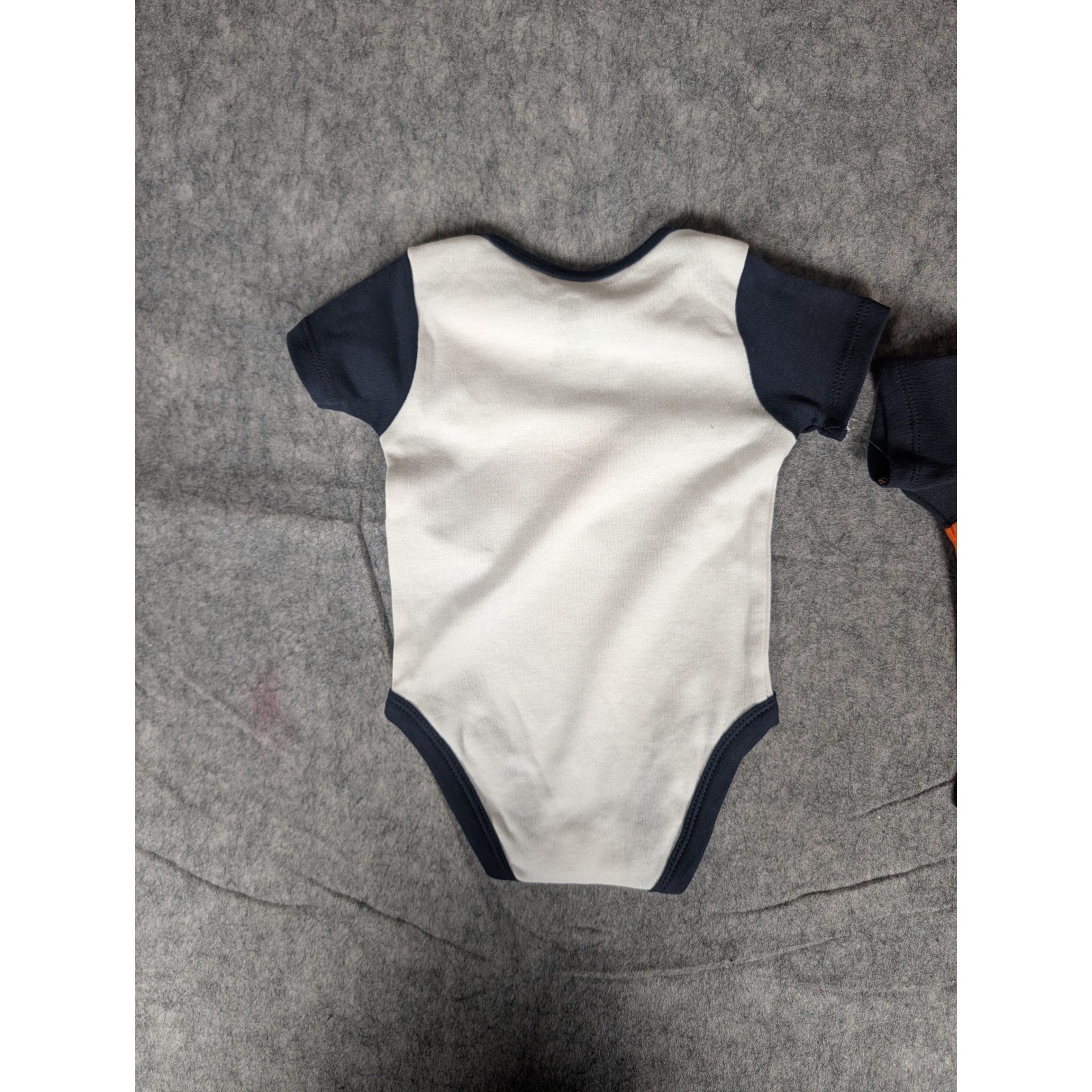 Chicago Bears Baby 3 Piece Bodysuit Set Infant Football Fan Outfit 3-6M