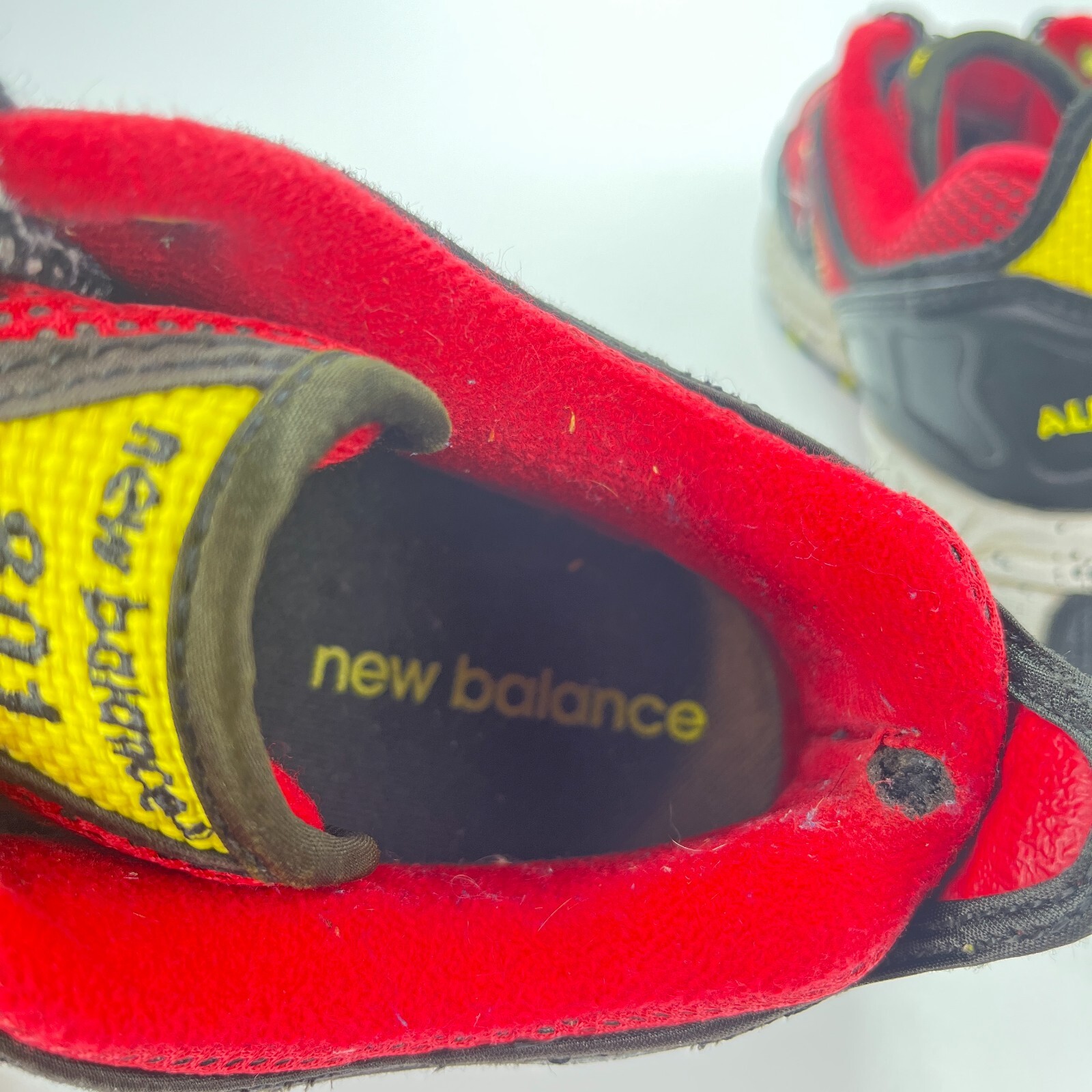 New Balance 801 Red Black Athletic Comfort Running Shoes ML801GLE Men’s Size 8.5