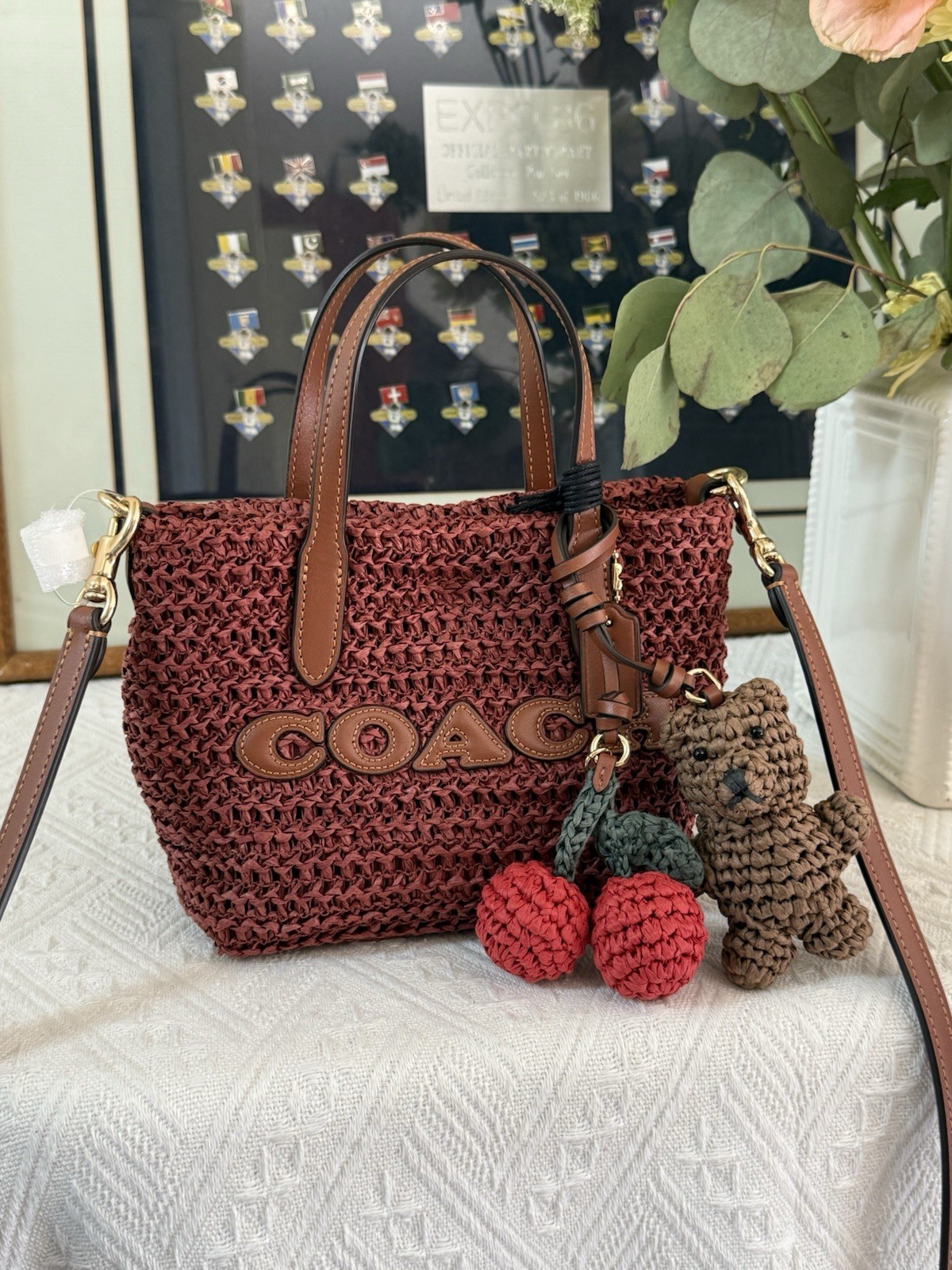 Coach CEU30 City Mini Tote Bag With Charms in straw/Gold/Russet new‼️