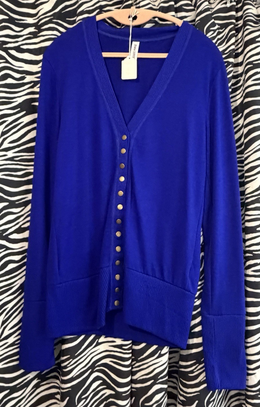 Zenana Outfitters Women’s Blue V-Neck Button-Front Knit Cardigan Sweater L
