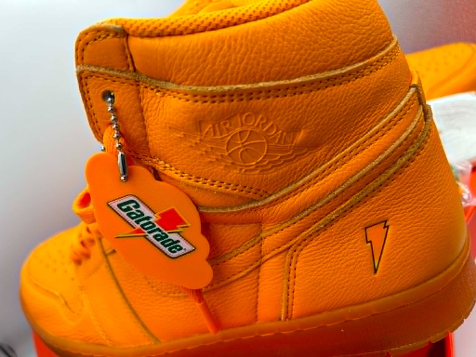 NEW SIZE US12 Air Jordan 1 Retro High Orange Peel OG G8RD/Gatorade AJ5997-880