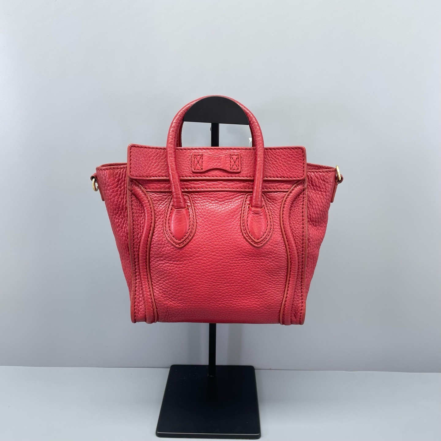 AUTH Celine Luggage Red Pebbled Leather Gold Hardware Handbag Crossbody Bag