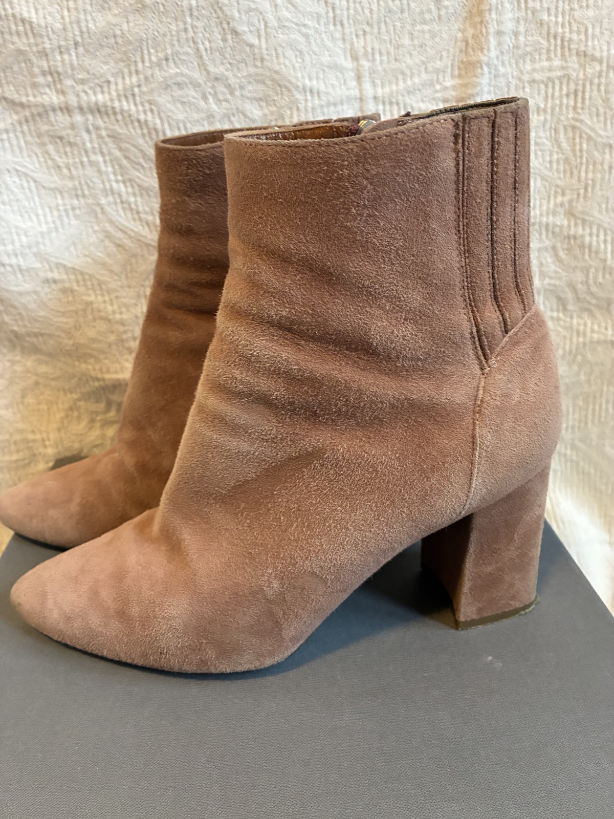 Aquatalia Waterproof Posey Dusty Pink Suede Boots Size 8.5 With Box Retail $495
