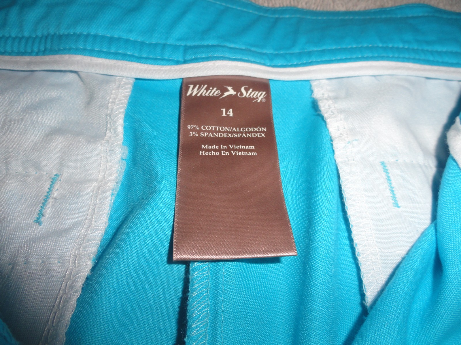 WHITE STAG BLUE BERMUDA SHORTS WITH BELT SIZE 14