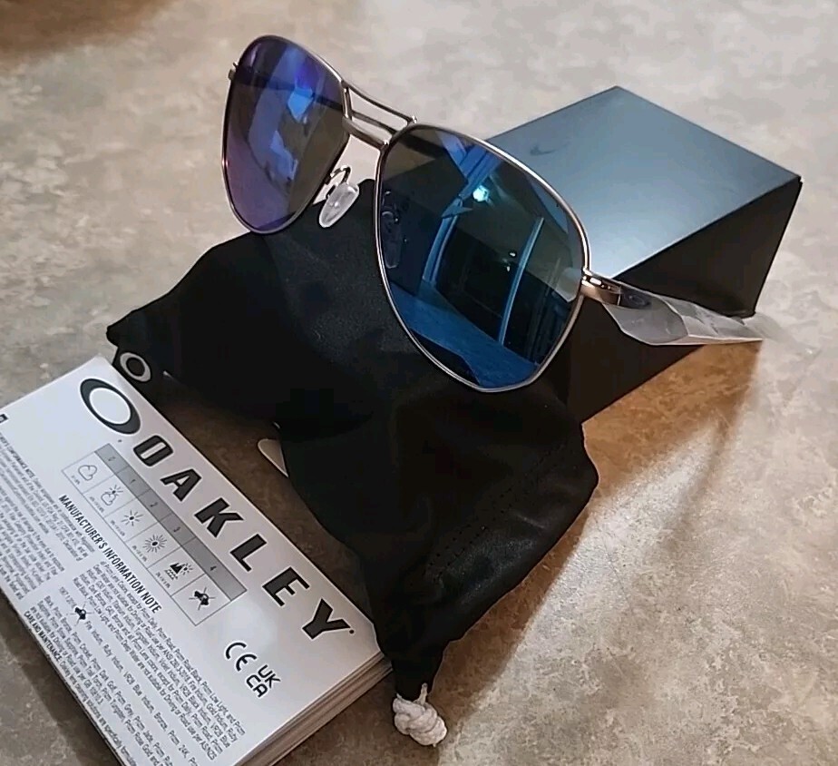 🔥 RARE Oakley CONTRAIL 4147-0357 Aviator Sunglasses Satin Chrome Prizm Sapphire
