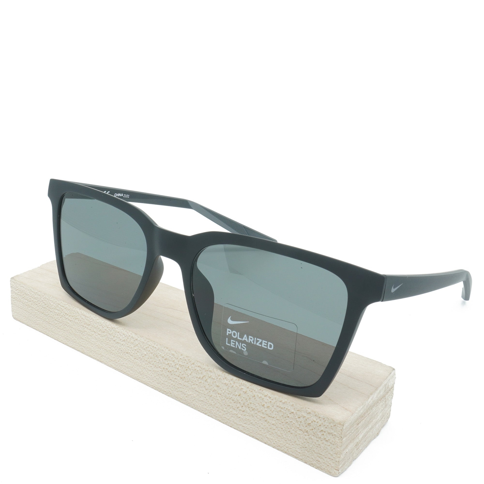 [DM1014-010] Mens Nike BOUT P Polarized Sunglasses