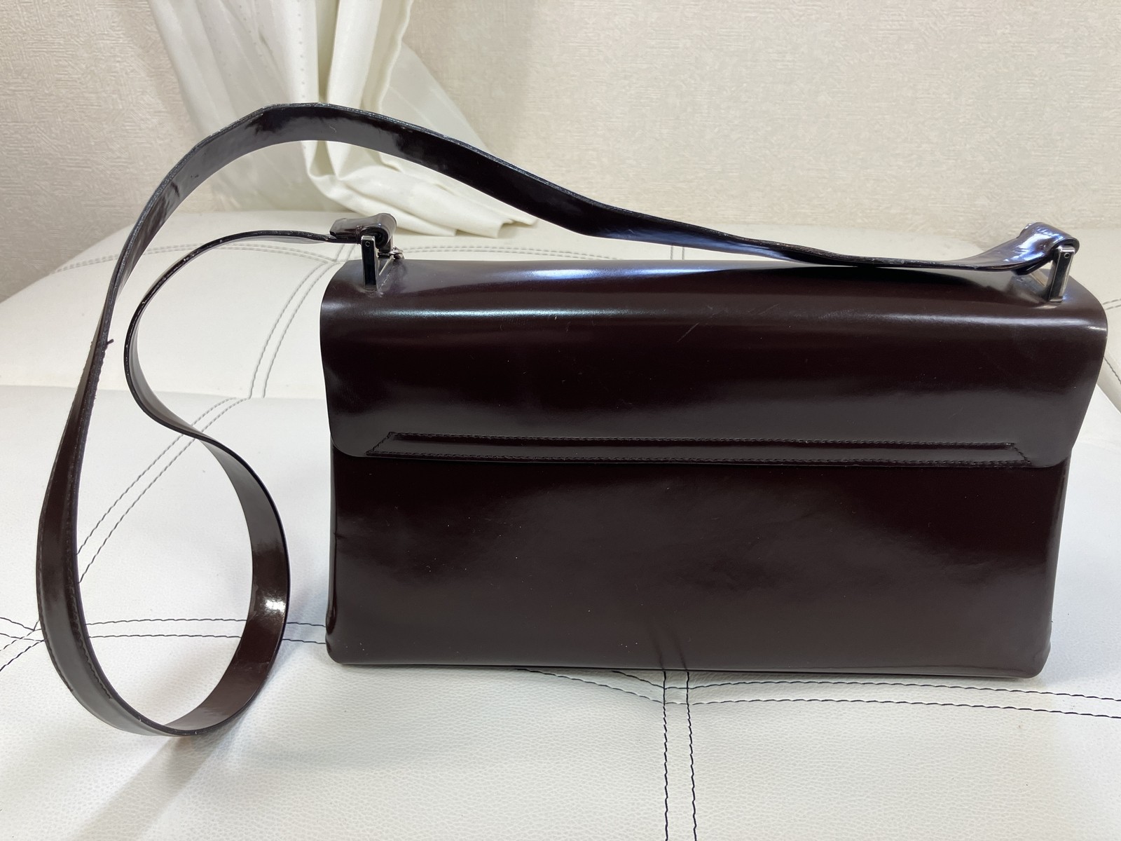 GUCCI Vintage Brown Patent Leather Shoulder Bag 001.3444.1746 Italy