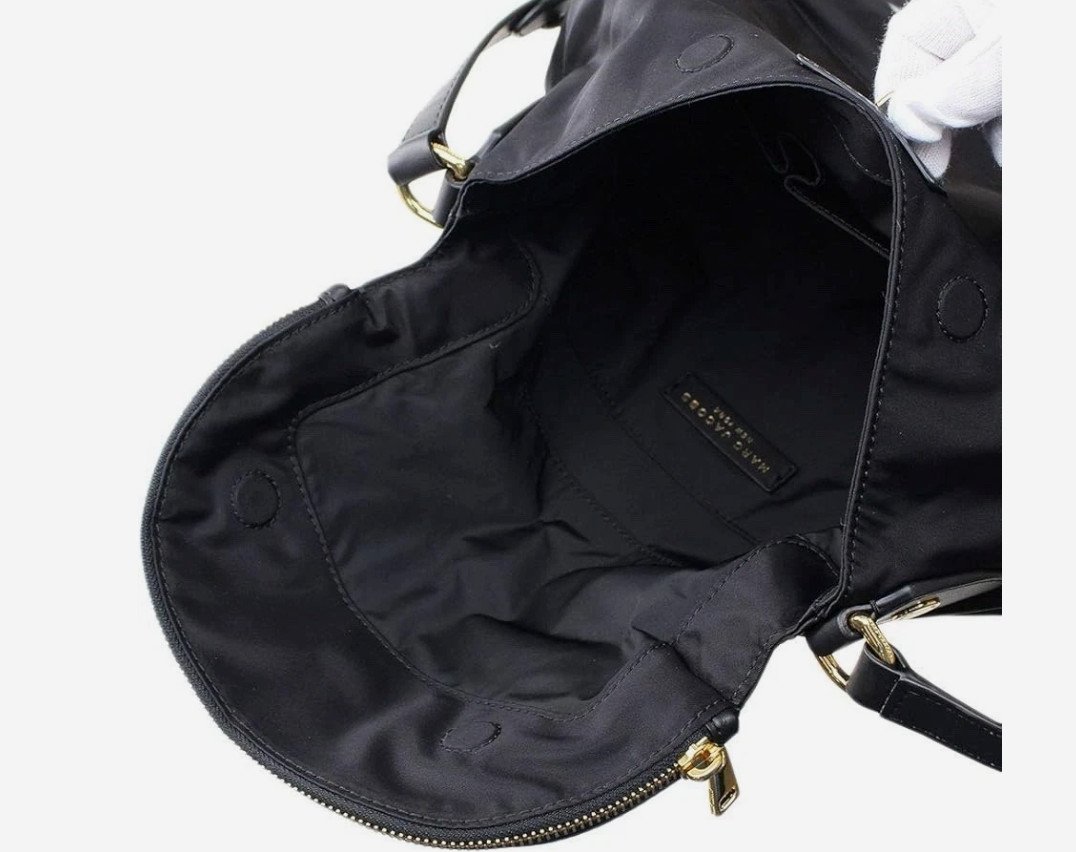 New Marc Jacobs Preppy Natasha Black Nylon Crossbody Bag M0014625