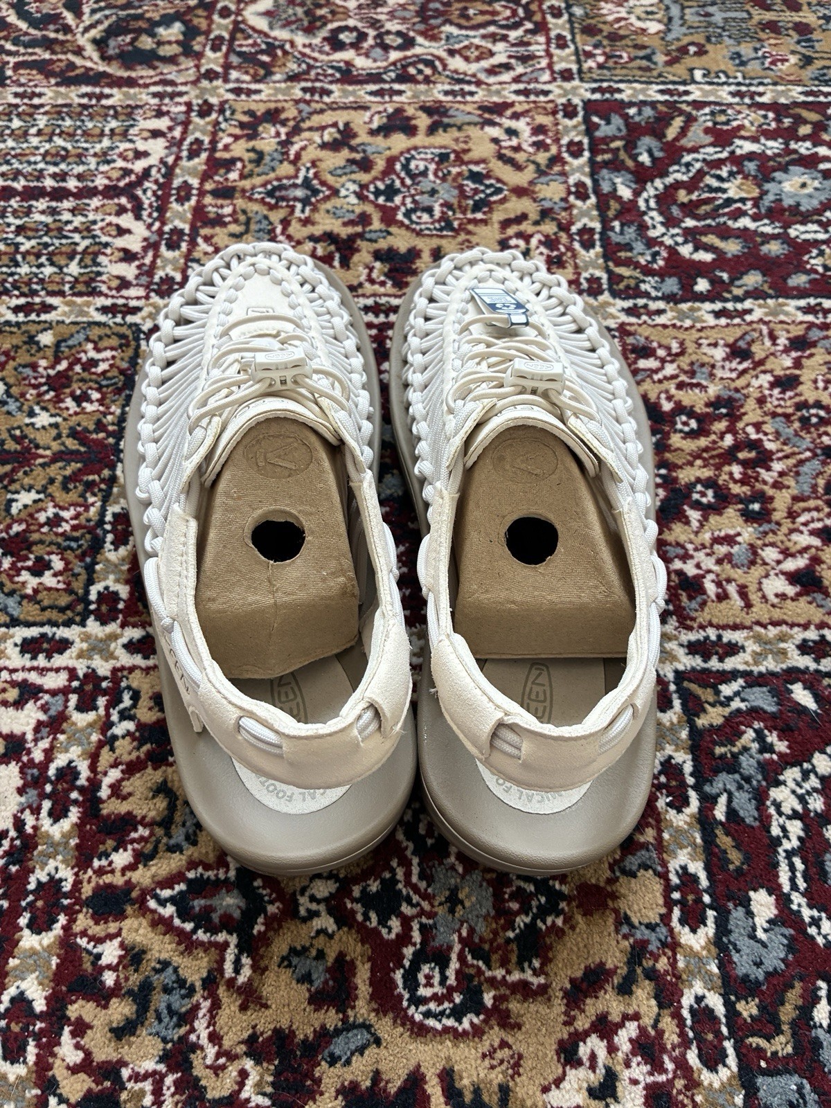 Keen Uneek White Cap Cornstalk Sandals Women’s 10