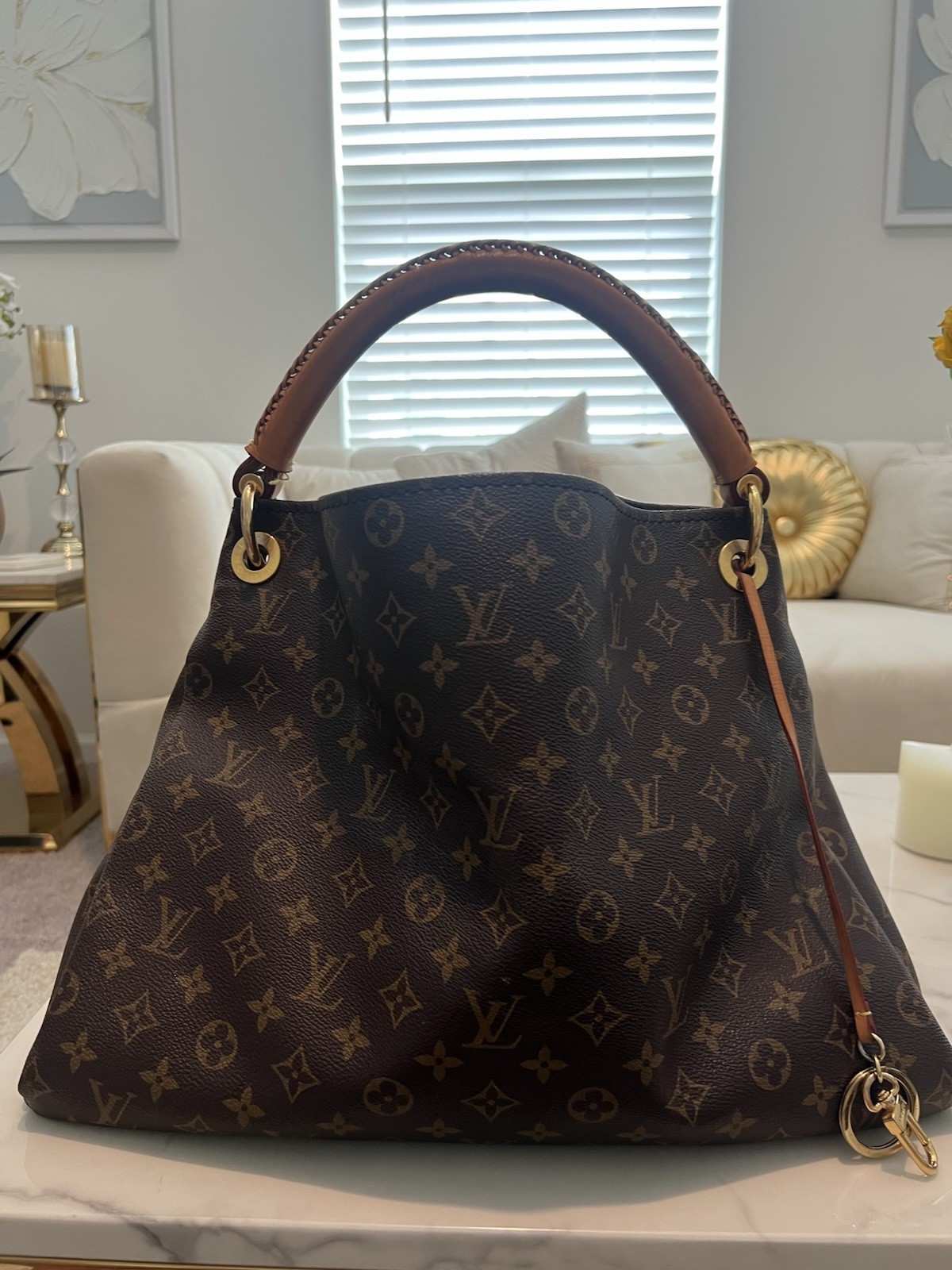 LOUIS VUITTON Artsy MM Bag | Monogram Canvas | Shoulder Bag | 100% Authentic