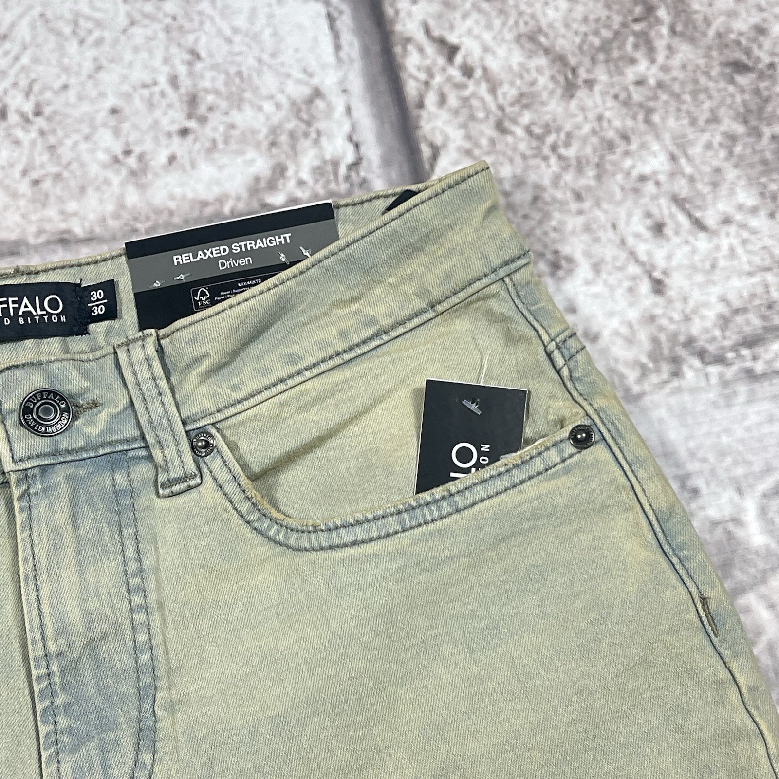 Buffalo David Bitton Driven Jeans Men’s 30×30 Relaxed Straight Dirty Blasted NWT