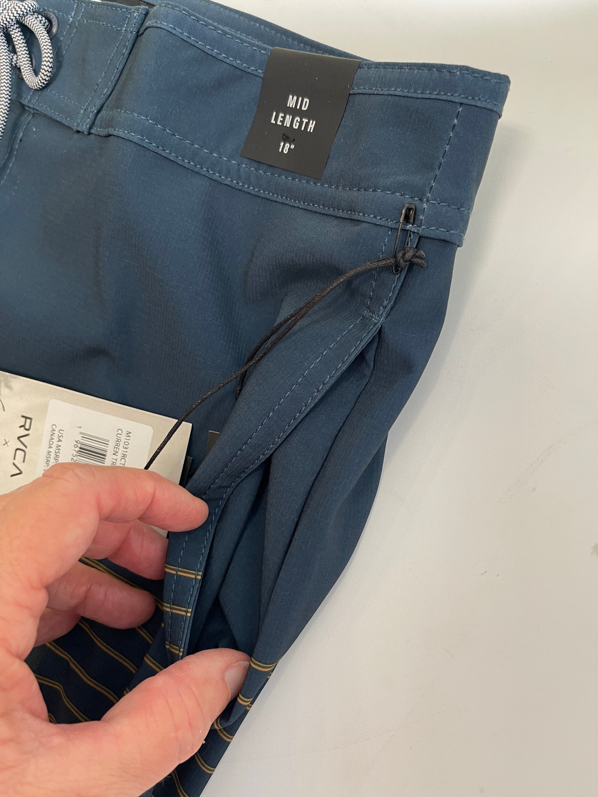 NEW wTAGS, $60 RVCA Swim Trunks, 18″ Mens, Navy/Gold Pinstripe, Drawstring/Zippr