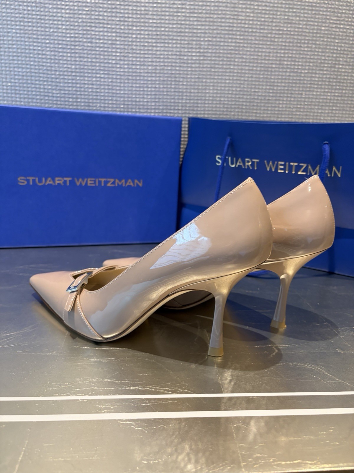 Stuart Weitzman Georgie Pumps 85 In Fawn Size 7 Worn Once With Box And Bag