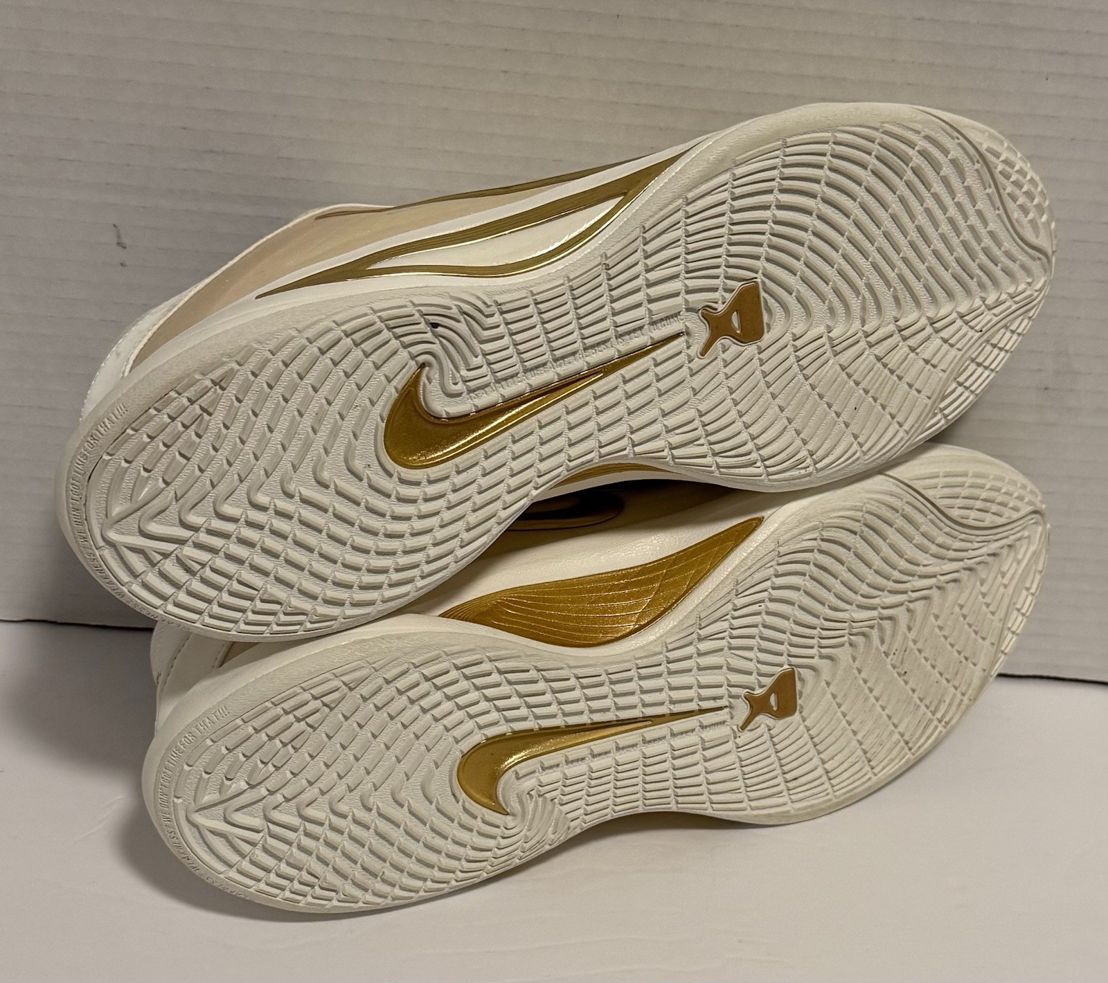 Nike A’One Sail/Metallic Gold Dynasty Basketball FZ8605-102 (Womens 11)(Mens 9.5