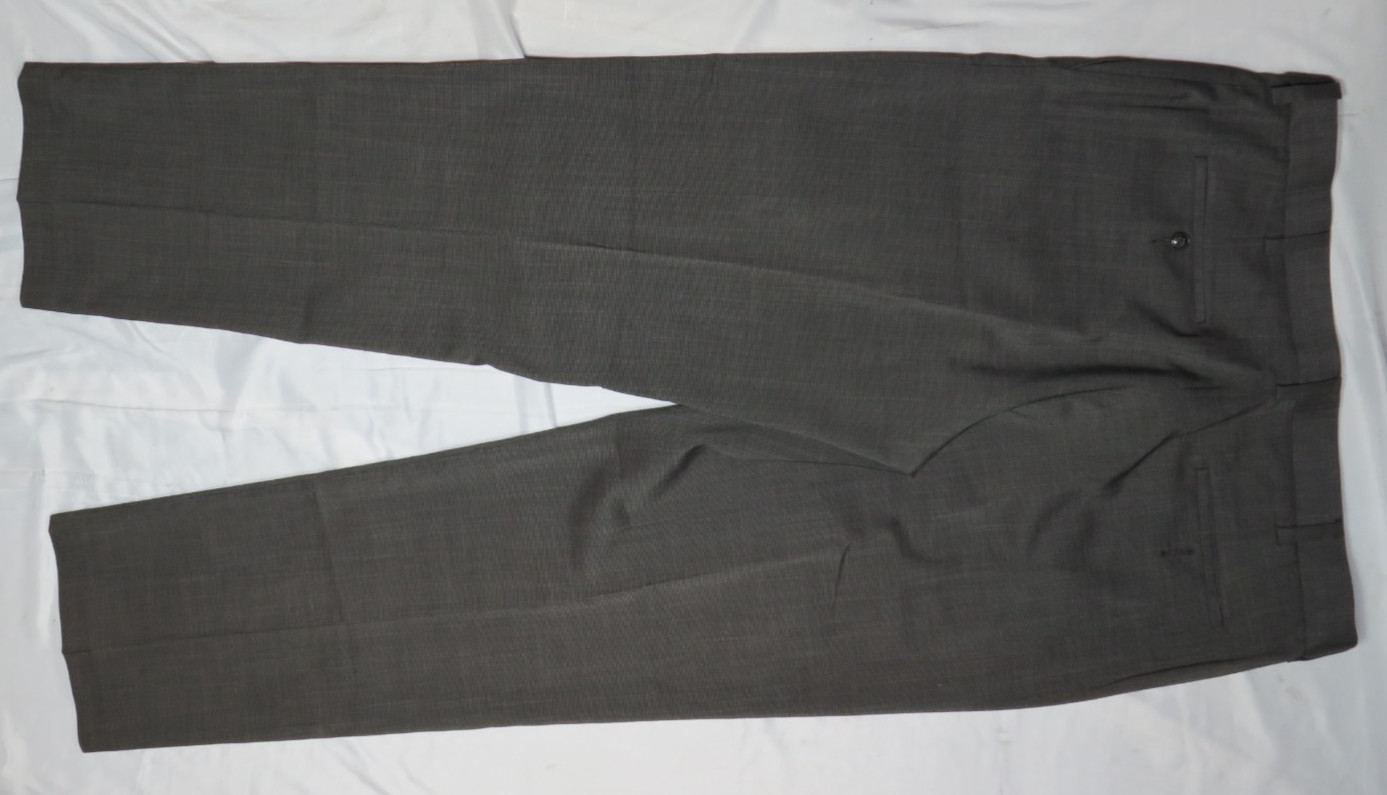SAVANE MENS 38X32 PANTS GRAY CHECK CLASSIC FIT FLAT FRONT STRETCH POLY SLACK
