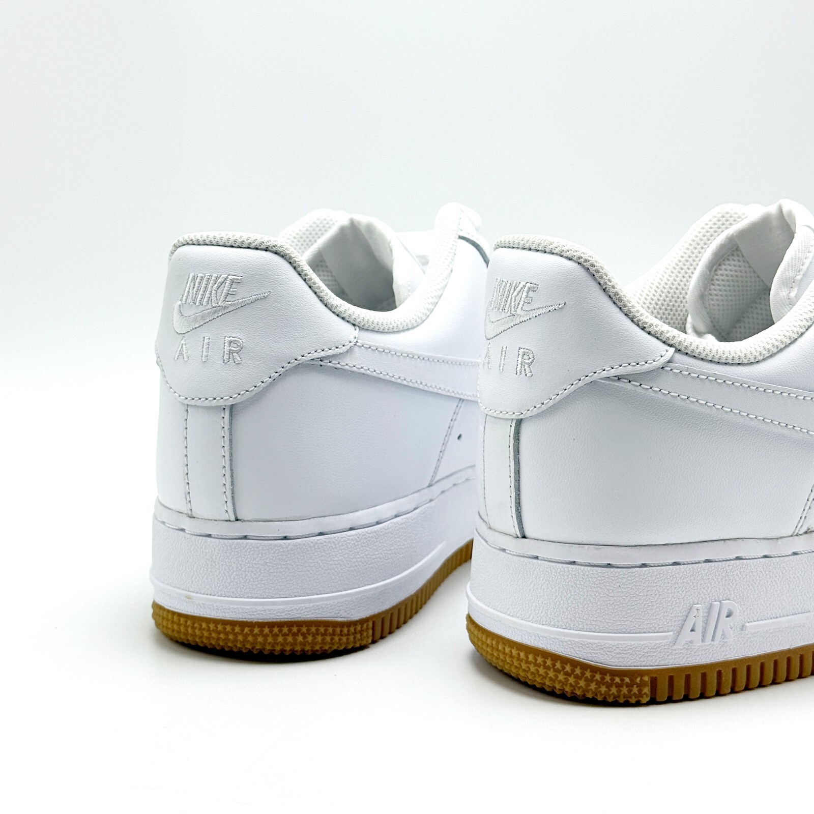*NEW* MEN Nike Air Force 1 ’07 Low White / Gum Light Brown (DJ2739 100) 👍
