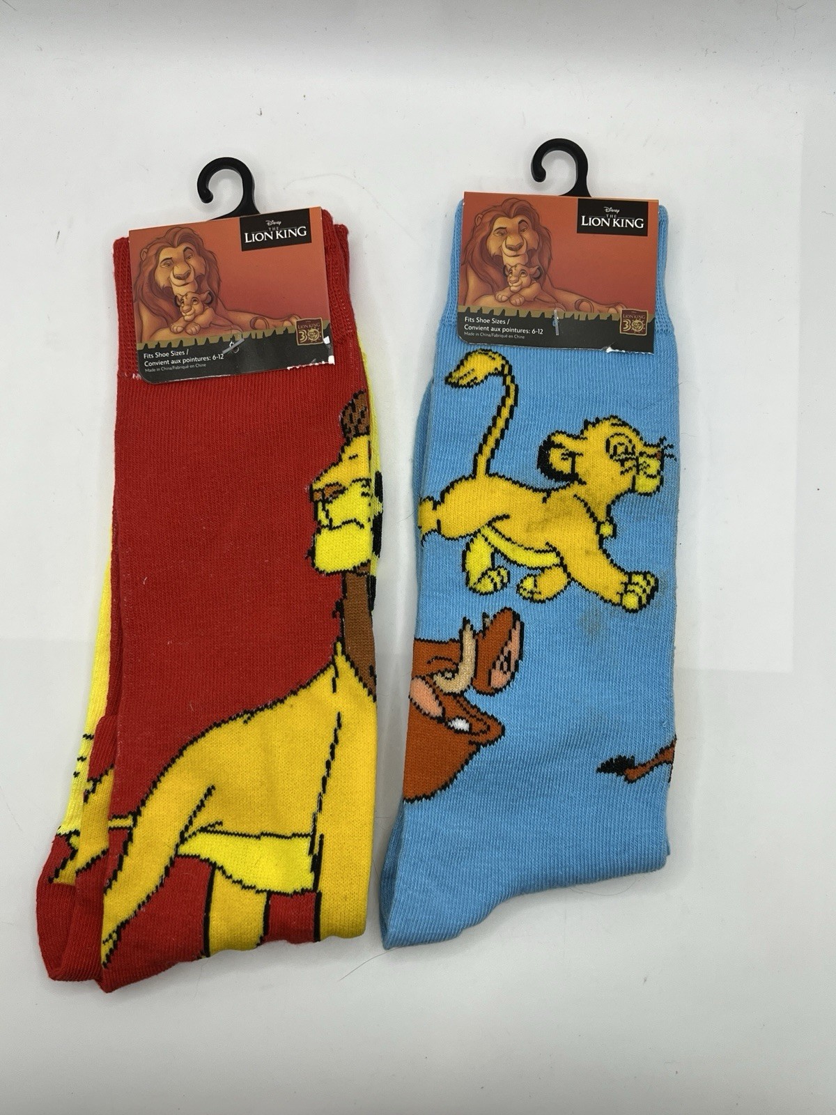 NWT Disney The Lion King Crew Socks Lot of 2 Mufasa Red Simba Pumbaa Blue 6-12