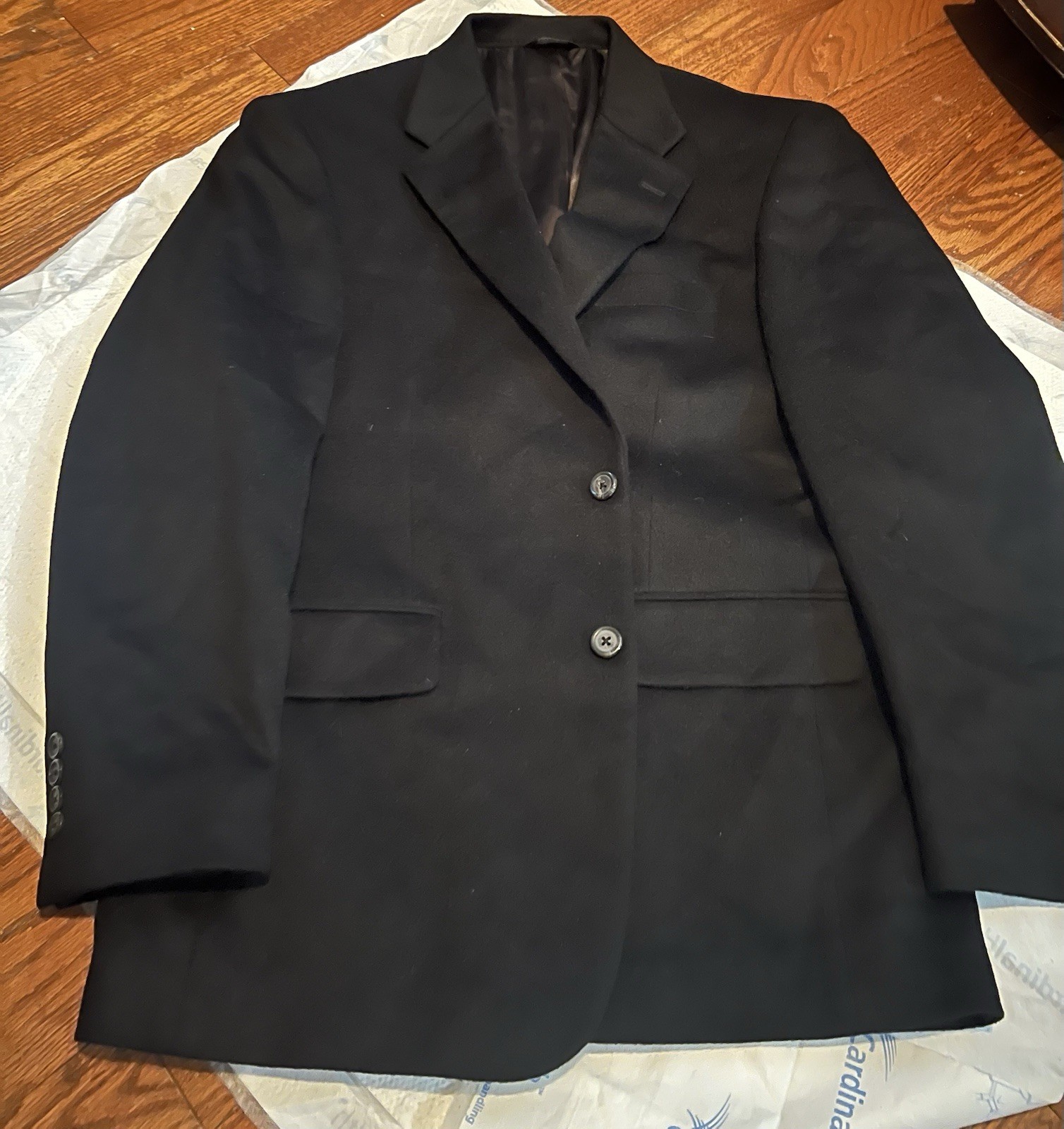 Beautiful Von Maur 100% Camel Hair Haspel Black Blazer Size 40S