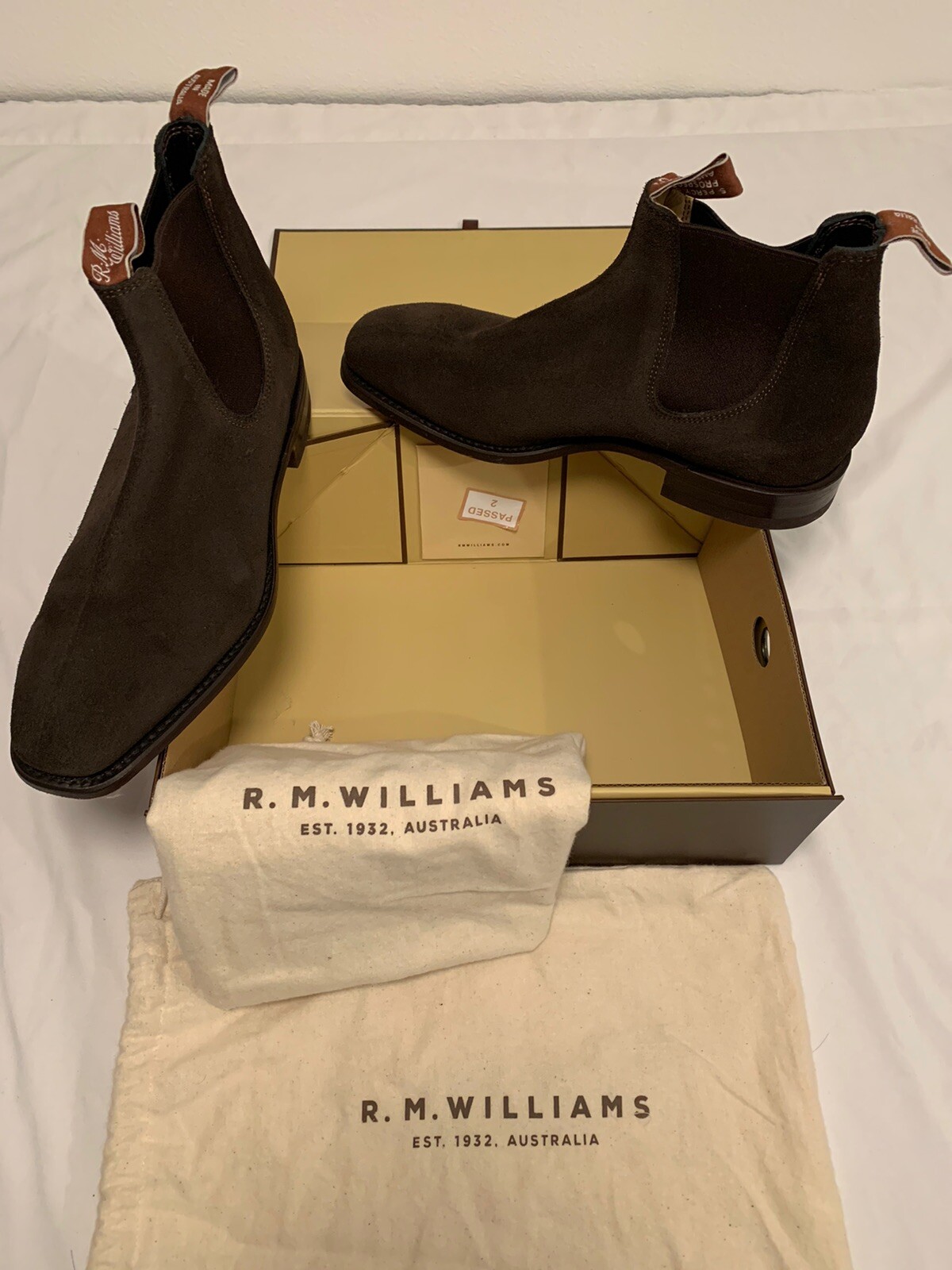 NIB RM Williams Chelsea Boots Comfort Craftsman Yearling Suede Brown Sz 9 $515