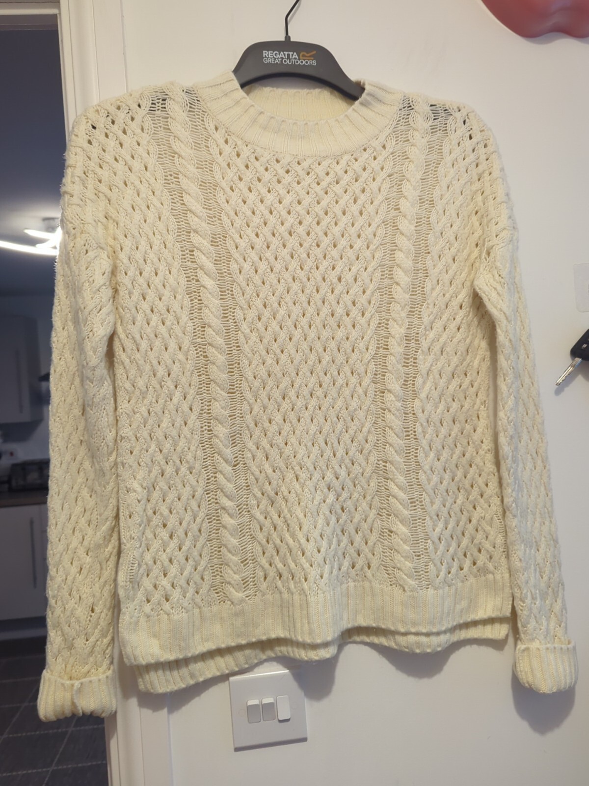 “SPAO” Teen-Unisex Lge Knit Jumper. Beige. M. 52cm p to p. 58cm long. arm 50cm