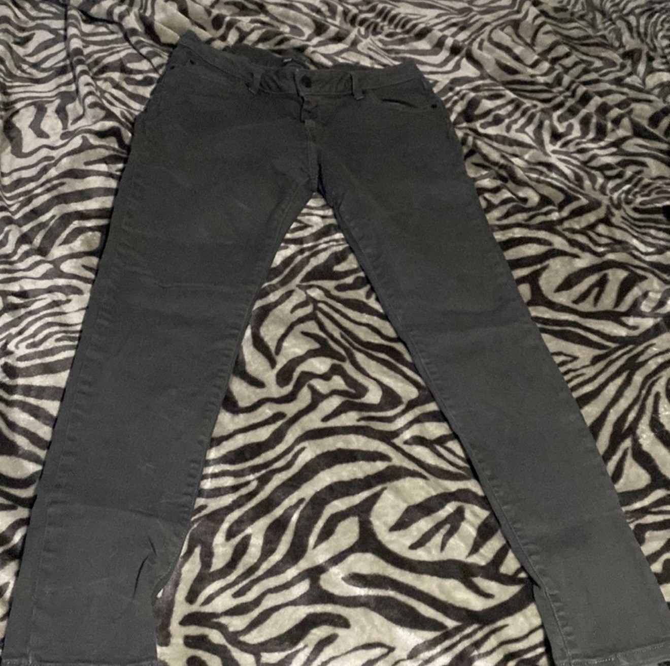 Levi’s Women’s Black Denim Jeans Stretch 97% Cotton 3% Elastane 5-Pocket Design
