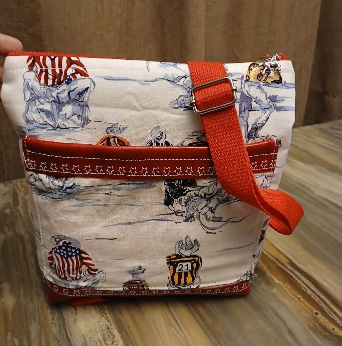 New Travel Sling Crossbody Western Cowboy Rodeo Faux Leather trim Red white blue