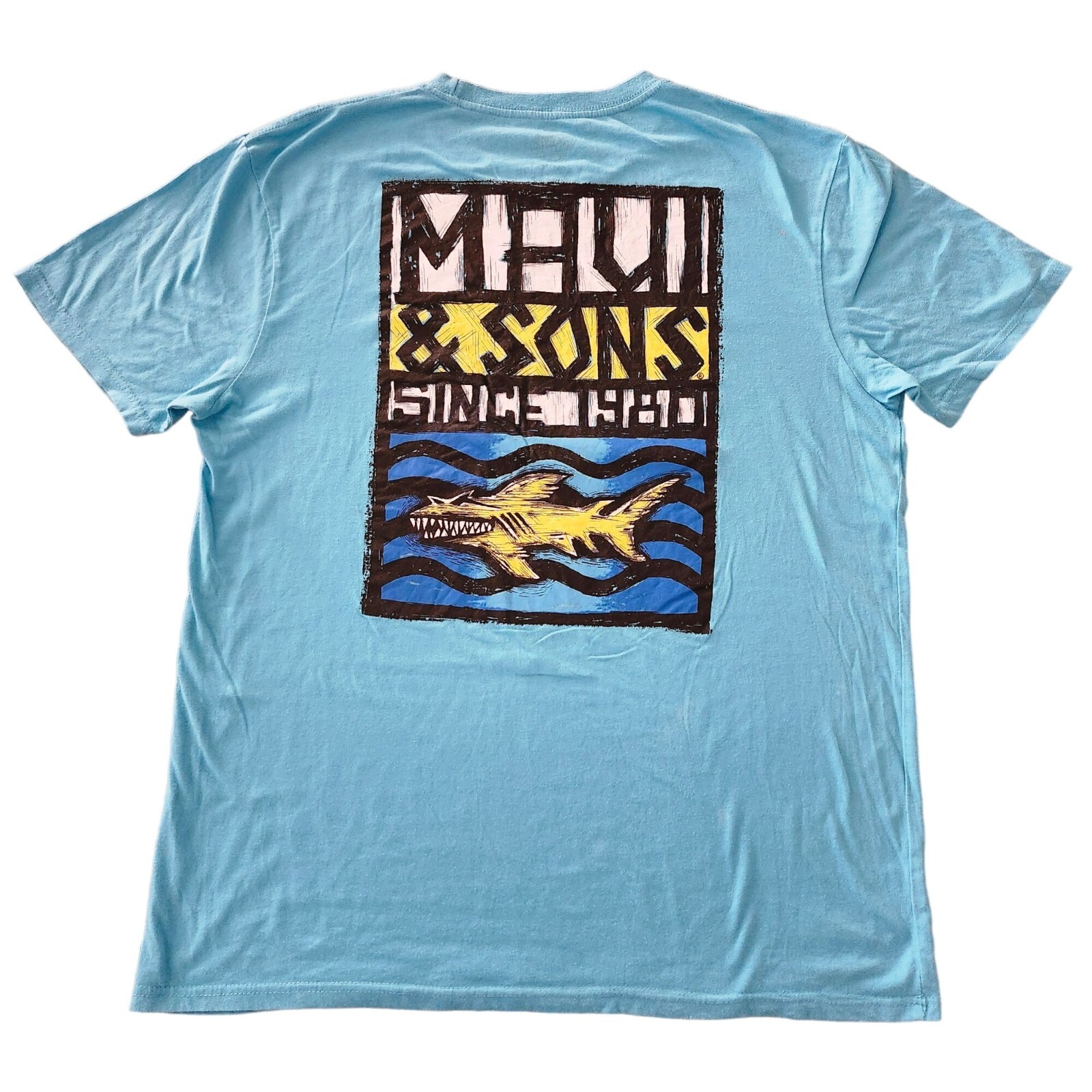 Maui & Sons Shark Graphic T-Shirt XL Ocean Blue